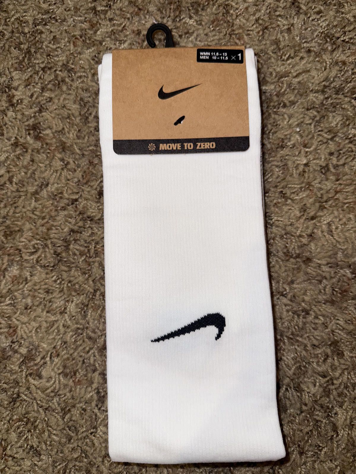 Nike Nike Men’s Inter Milan 2025-2026 Away Vapor Strike Knee-High Socks Sample Size ONE SIZE - 1 Thumbnail