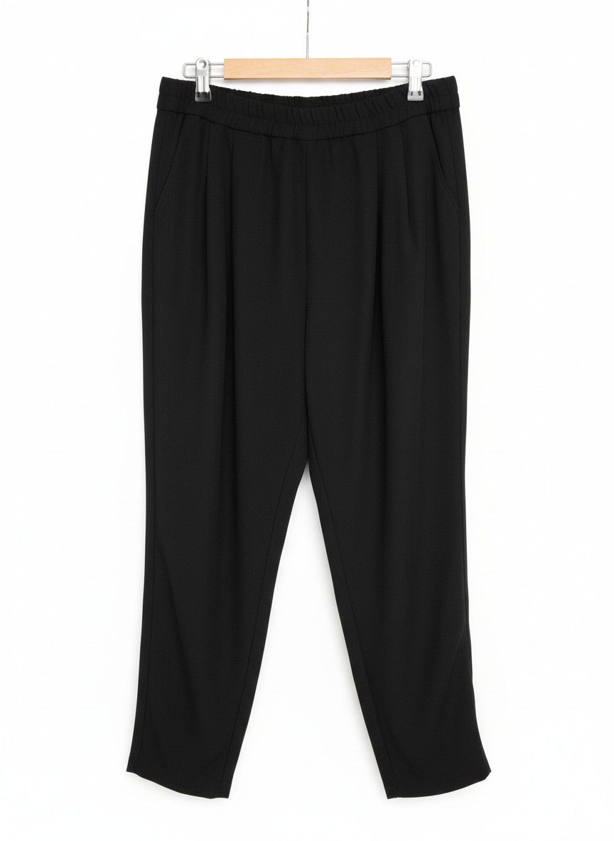 Other Witchery Black Cropped Trousers Women's Size 4 Slim Fit Pants Size US 26 / EU 42 - 1 Thumbnail