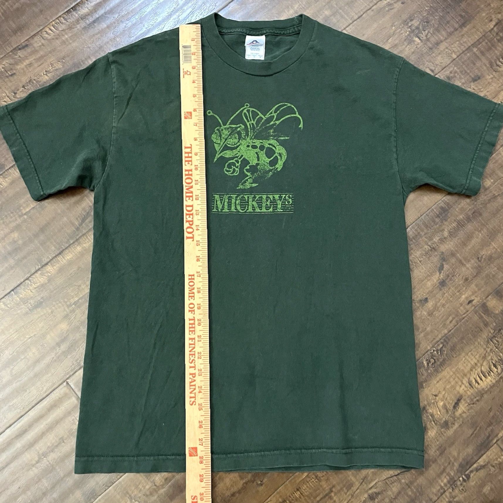 Vintage VINTAGE Alstyle Mickey's Malt Liquor Graphic Print T-Shirt Adult Large Green 90s Beer Hip Hop Mens Size US L / EU 52-54 / 3 - 5 Thumbnail
