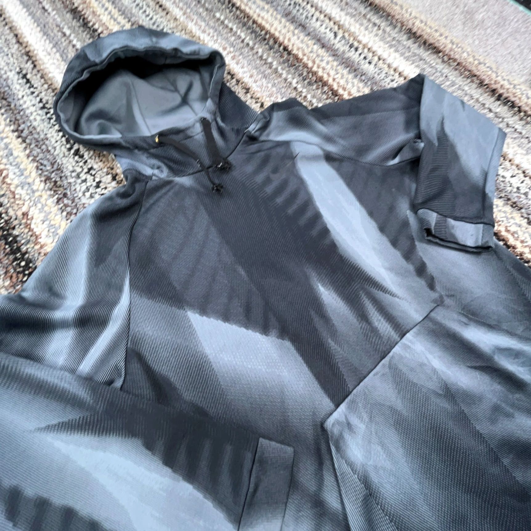 Nike Nike Hoodie Men L Gray Black Sweatshirt Therma Fit Geometric Logo Athletic Pullover Hooded Pockets Adult Regular Size US L / EU 52-54 / 3 - 5 Thumbnail