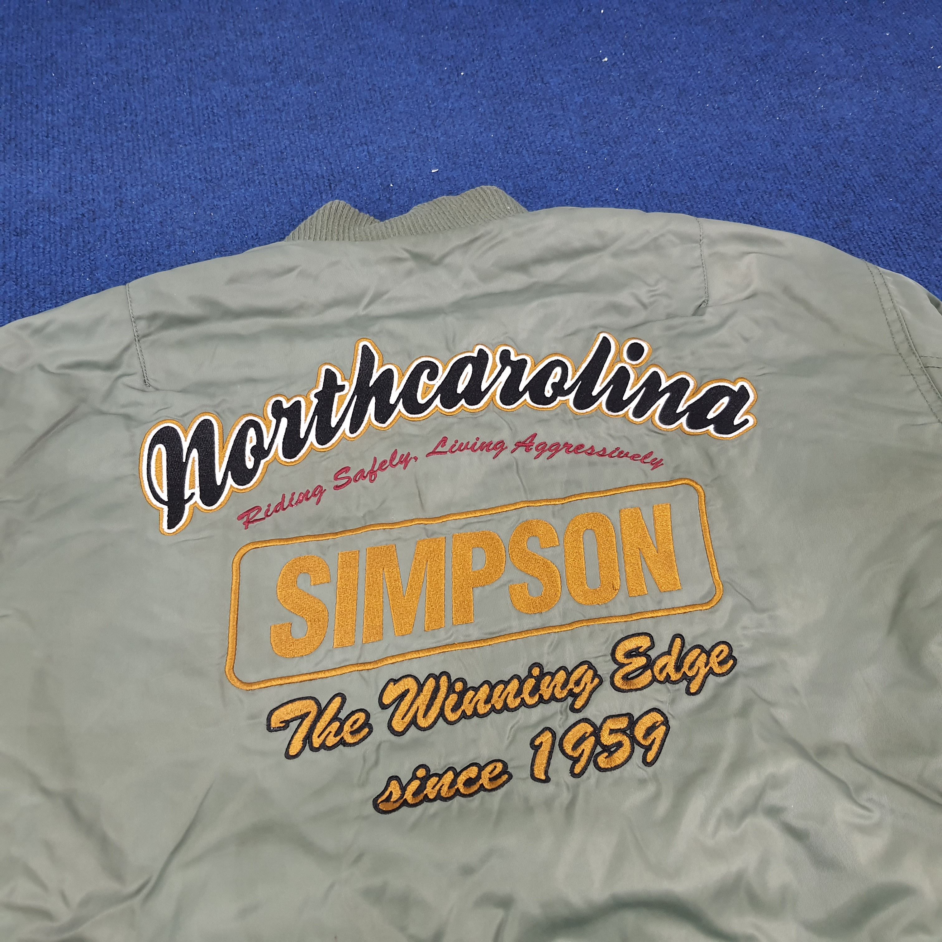 Vintage Vintage North Carolina SIMPSON USA Bomber Jacket Size US L / EU 52-54 / 3 - 2 Thumbnail