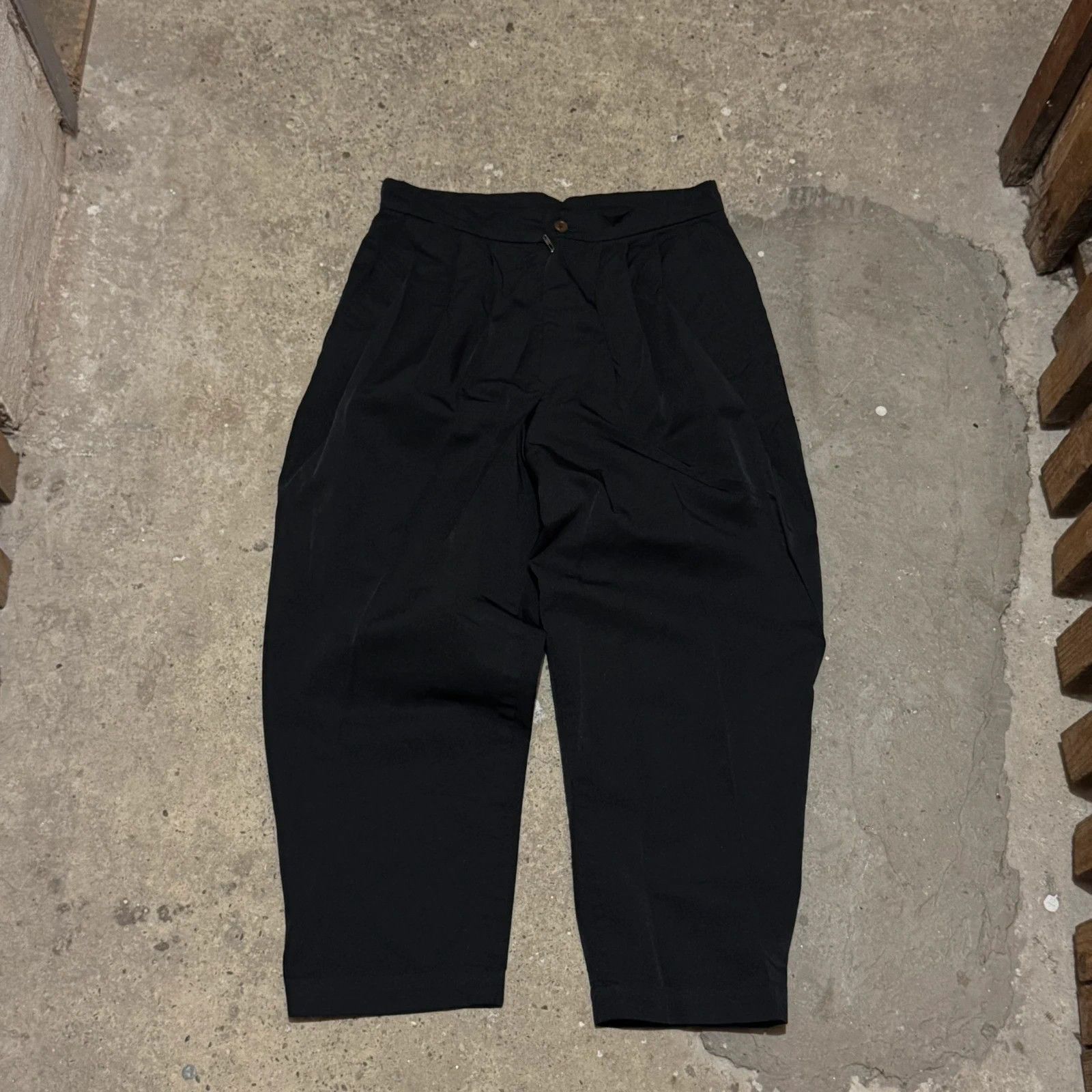 Comme des Garcons Comme des Garçons ballon cropped pants Size US 27 - 1 Thumbnail