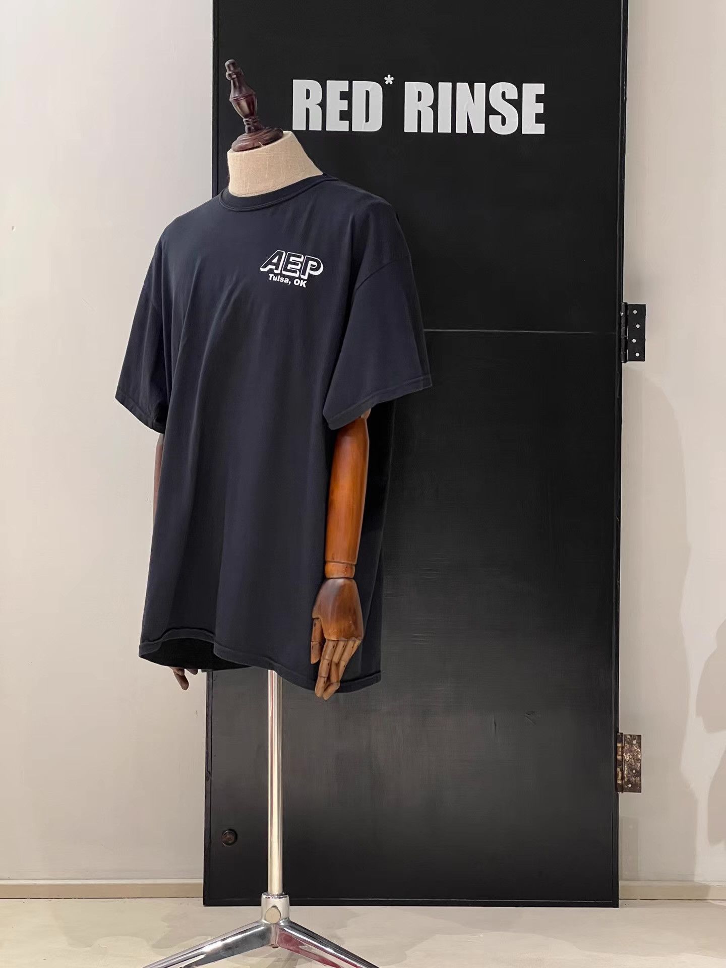 Vintage Vintage Slogan Short Sleeve T‑shirt Q13 Size US XL / EU 56 / 4 - 3 Thumbnail
