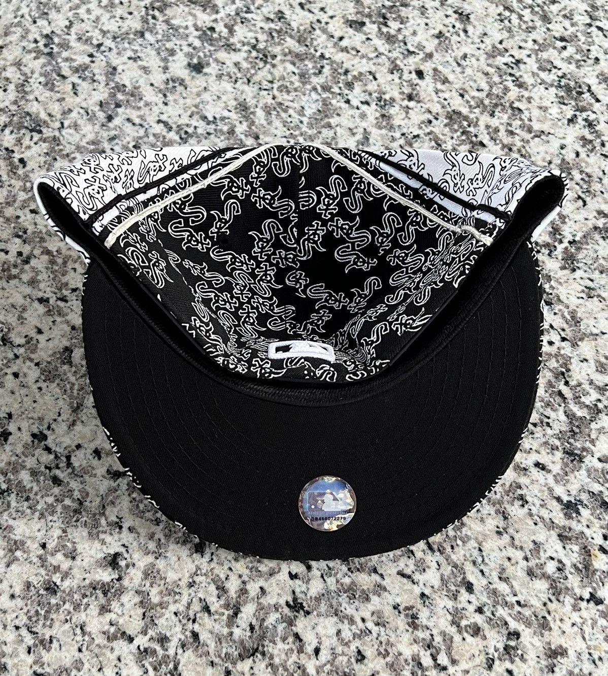MLB × New Era New Era 59Fifty Chicago White Sox Fitted Hat Size ONE SIZE - 3 Thumbnail