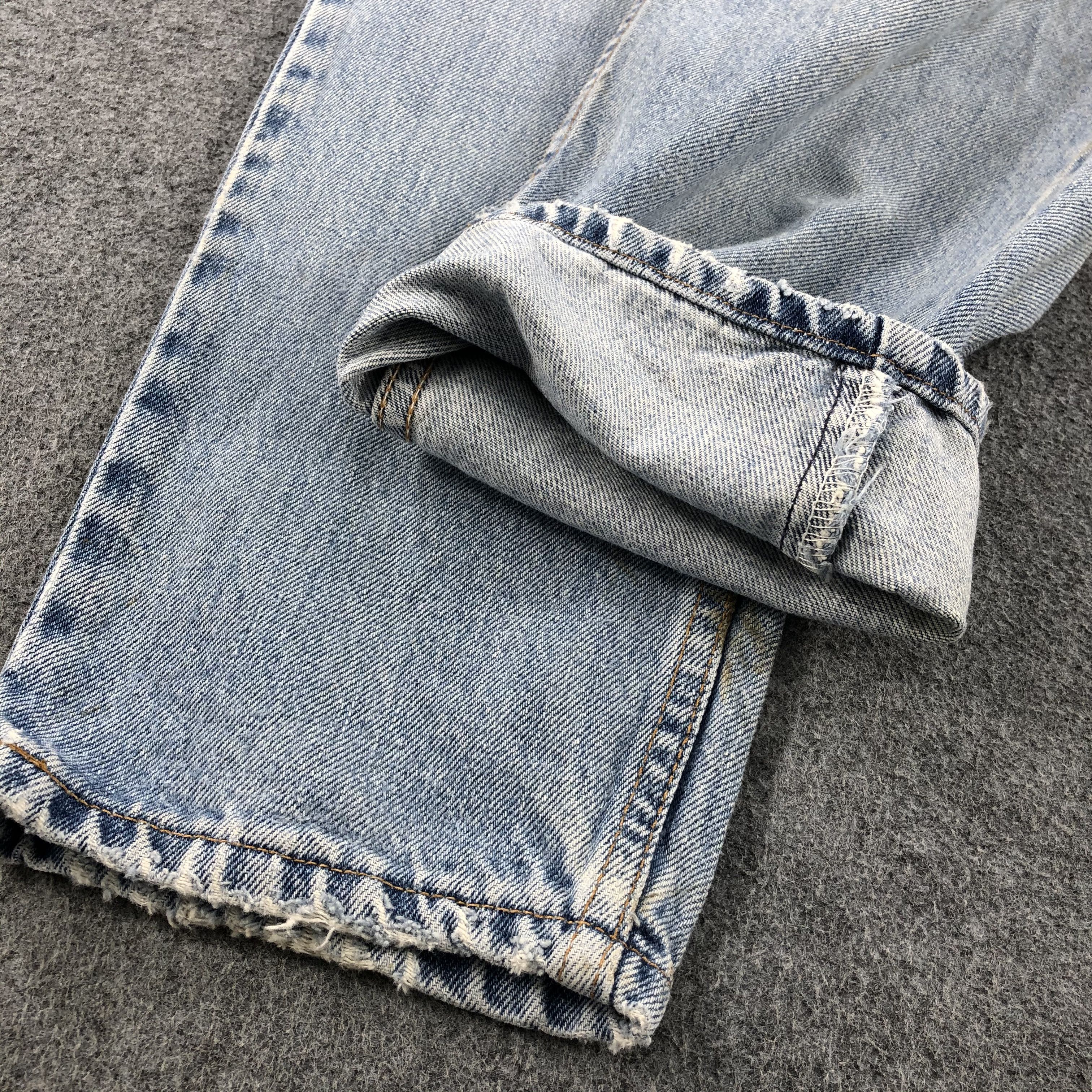 Levi's × Vintage 90s Vintage Light Wash Levis 550 Jeans-JM1705 Size US 29 - 7 Thumbnail