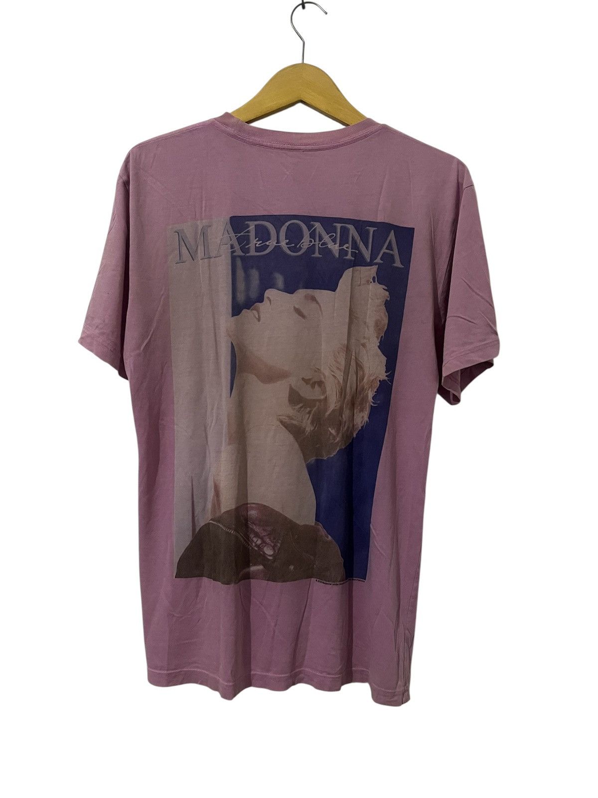 Band Tees MADONNA T-SHIRT 2018 Merchandise Size US L / EU 52-54 / 3 - 1 Thumbnail