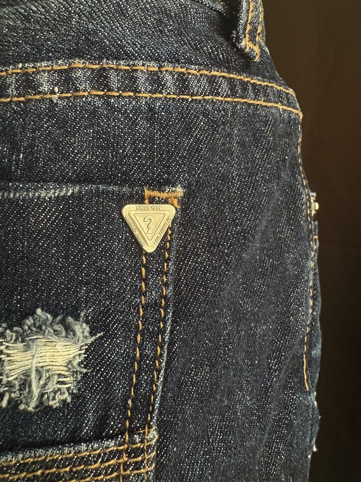 Guess Guess denim mini skirt Size 30" / US 8 / IT 44 - 3 Thumbnail