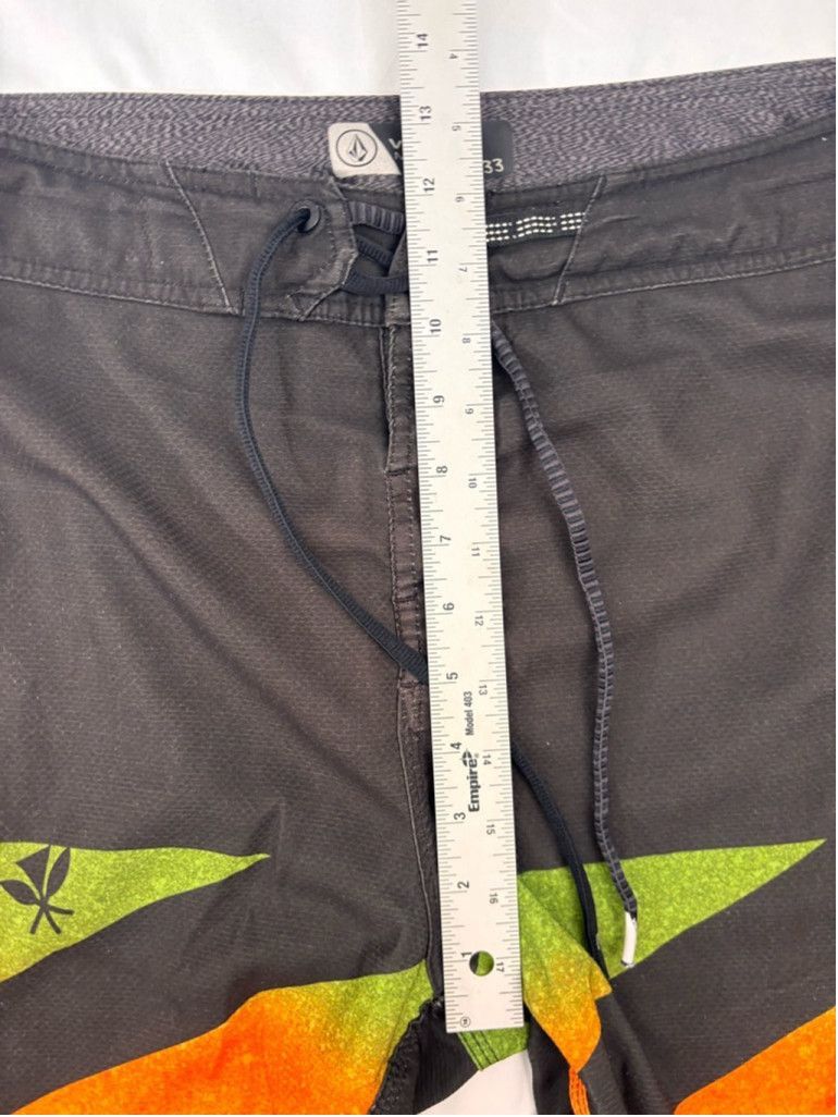 Volcom Men's Volcom Board Shorts Size 33 Black Orange Green Size US 33 - 6 Thumbnail