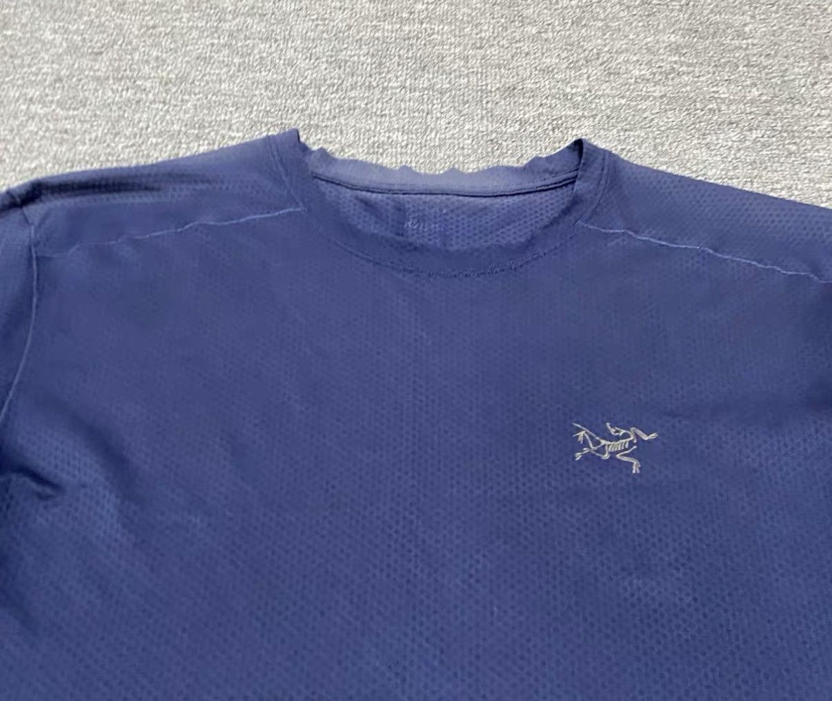 Arc'teryx ARCTERYX VELOX Quick-drying Short Sleeve J16 Size US L / EU 52-54 / 3 - 3 Thumbnail