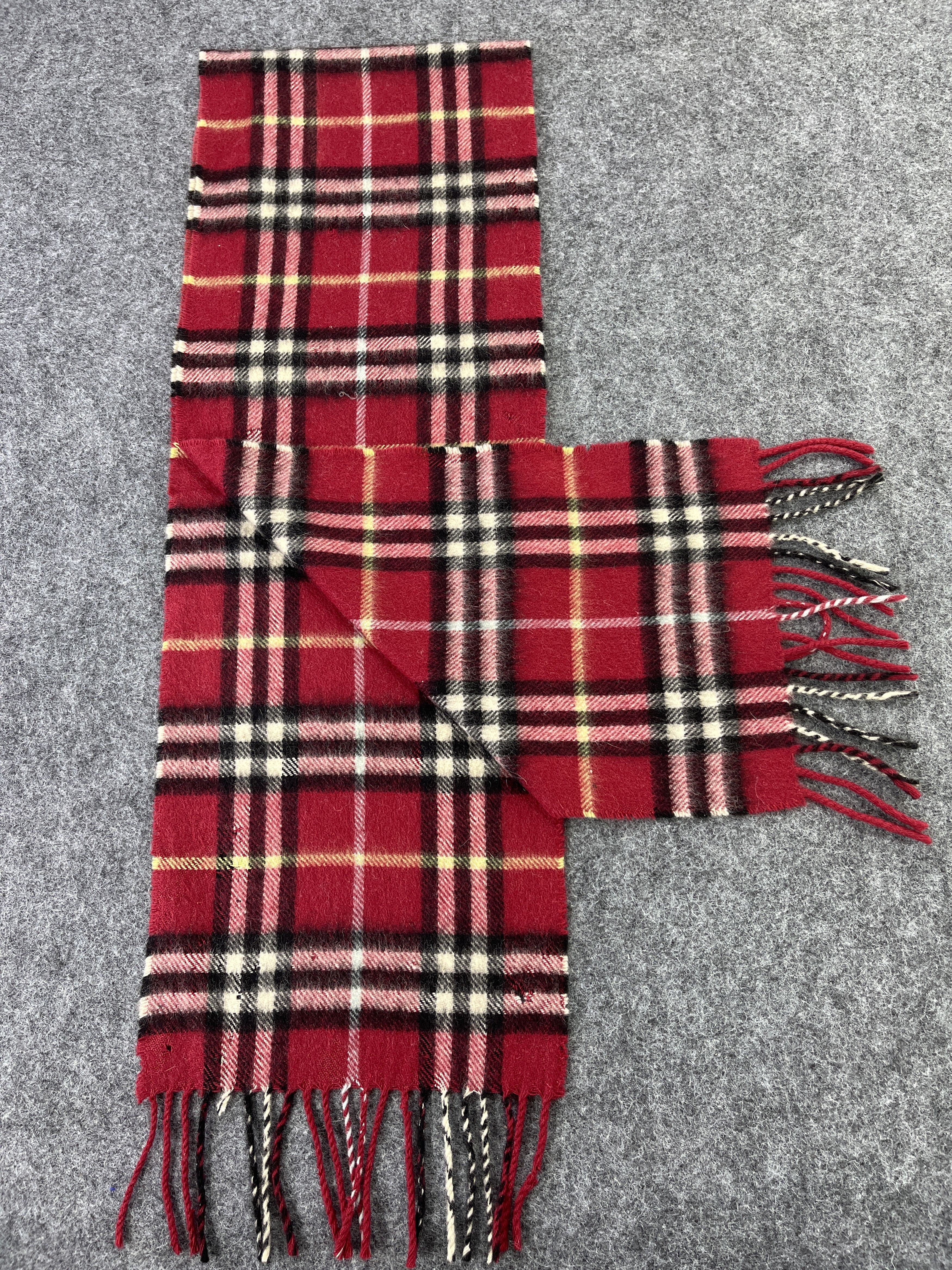 Burberry Burberry Scarf / Muffler / Neckwear - T127 Size ONE SIZE - 4 Thumbnail