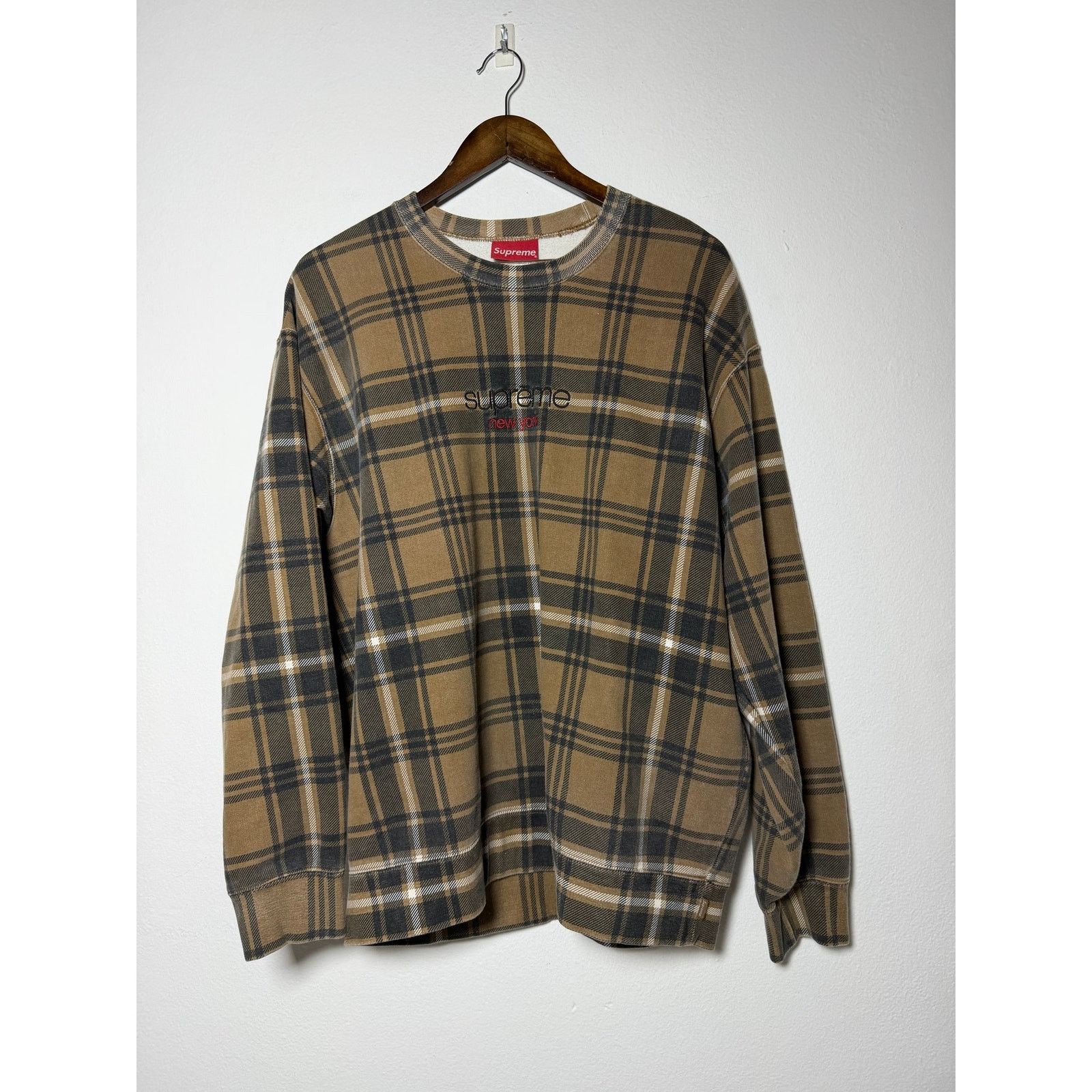 Supreme SUPREME 2008 TARTAN PLAID CREST CREWNECK | Grailed
