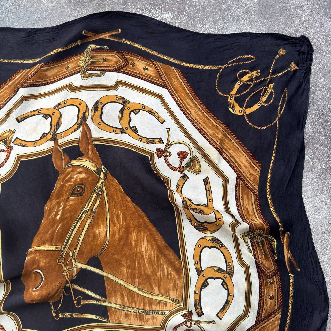 Vintage Italian Vintage Horse Head Luxury Silk Scarf (Hemes Style) Size ONE SIZE - 4 Thumbnail