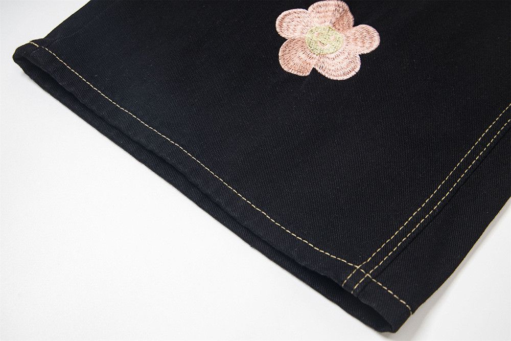 Jean Retro Floral Embroidered Loose Straight Washed Denim Shorts Size US 32 / EU 48 - 5 Thumbnail