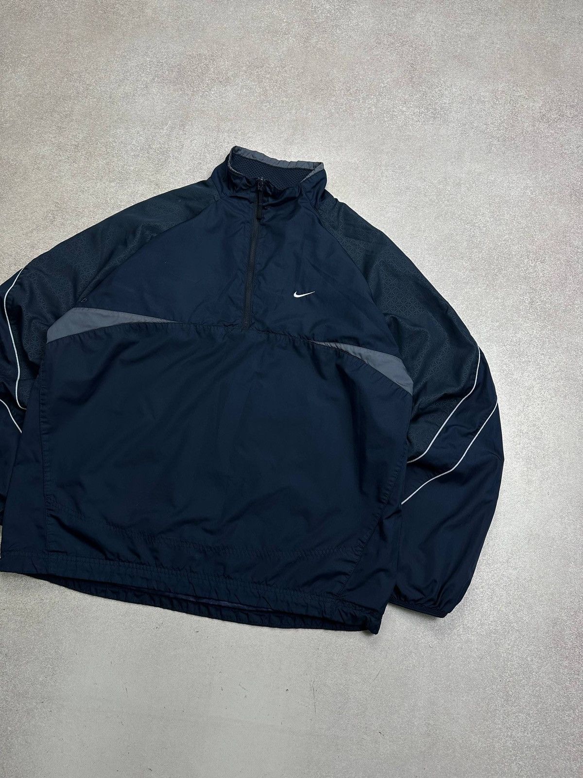 Nike Vintage Nike Tn Skepta Retro Nylon Jacket Rare L Size US L / EU 52-54 / 3 - 2 Thumbnail