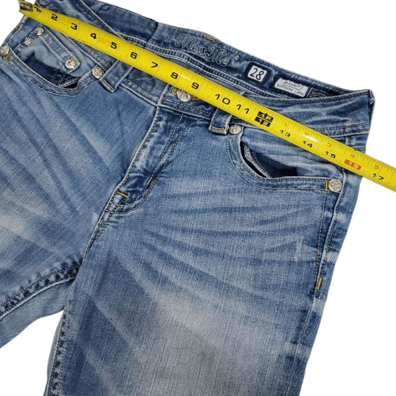 Miss Me Miss Me Boyfriend Capri Jeans Size 28" / US 6 / IT 42 - 5 Thumbnail