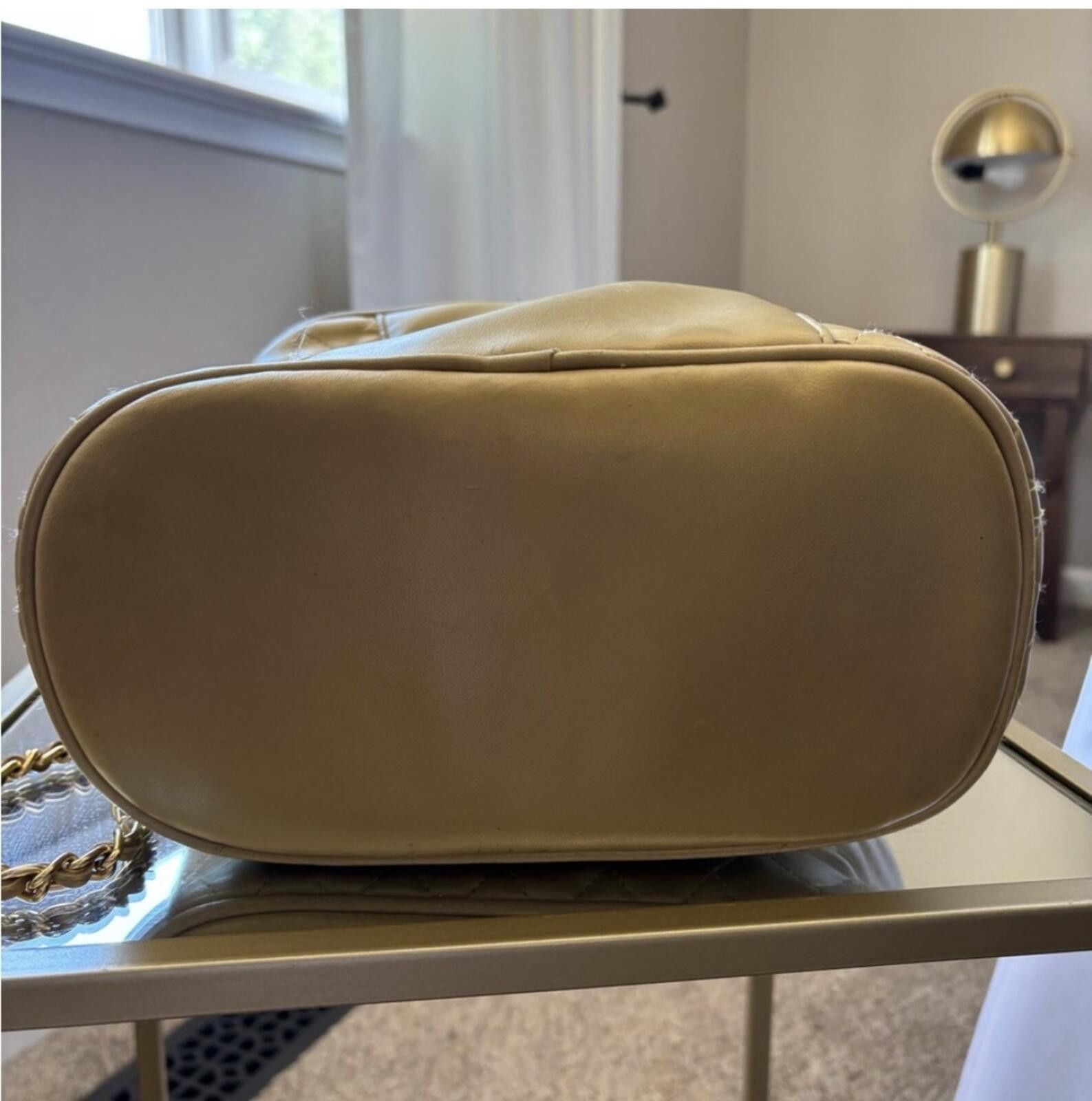 Other ( Boutique) Elegant Quilted Chain Shoulder makeup Bag Size ONE SIZE - 6 Thumbnail