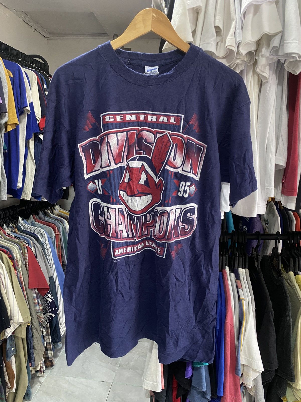 MLB Vintage MLB 90s Size US L / EU 52-54 / 3 - 1 Thumbnail