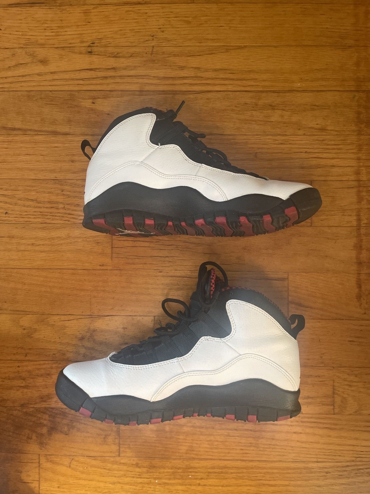Jordan Brand Air Jordan 10 6.5y Size US 6.5 / EU 39-40 - 2 Thumbnail