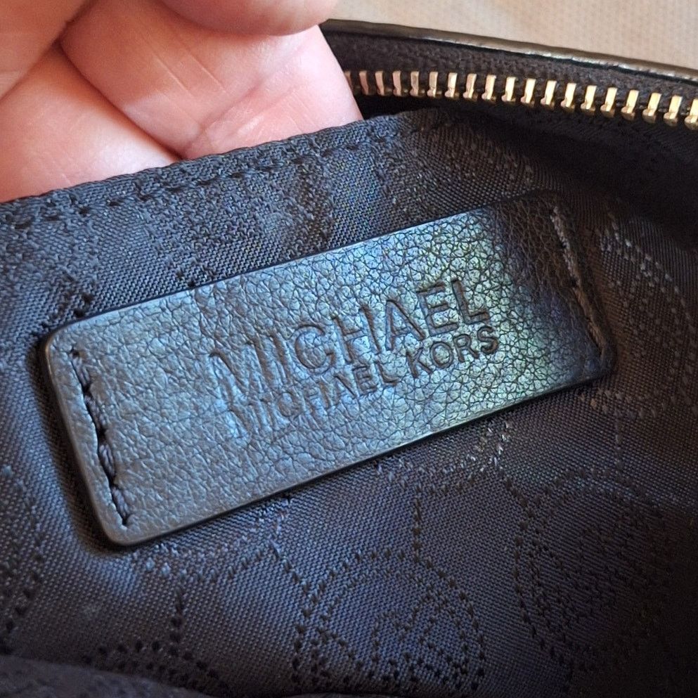 Michael Kors Michael Kors Wristlet Black Leather Eyelet 9.75" x 5.5" Punk Size ONE SIZE - 5 Thumbnail
