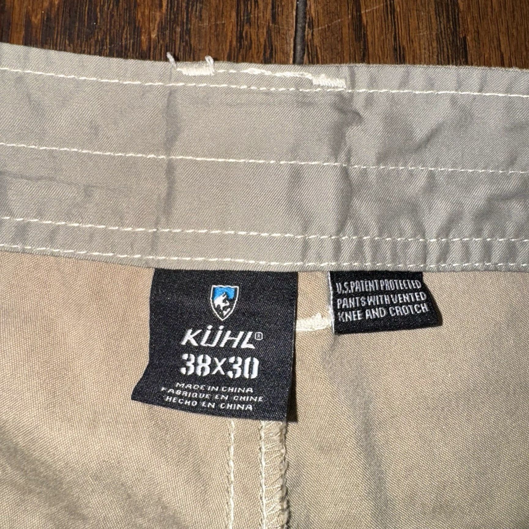 Vintage Kuhl Pants Mens 38x30 Beige Outdoor Hiking Vented Cargo Size US 38 / EU 54 - 7 Thumbnail