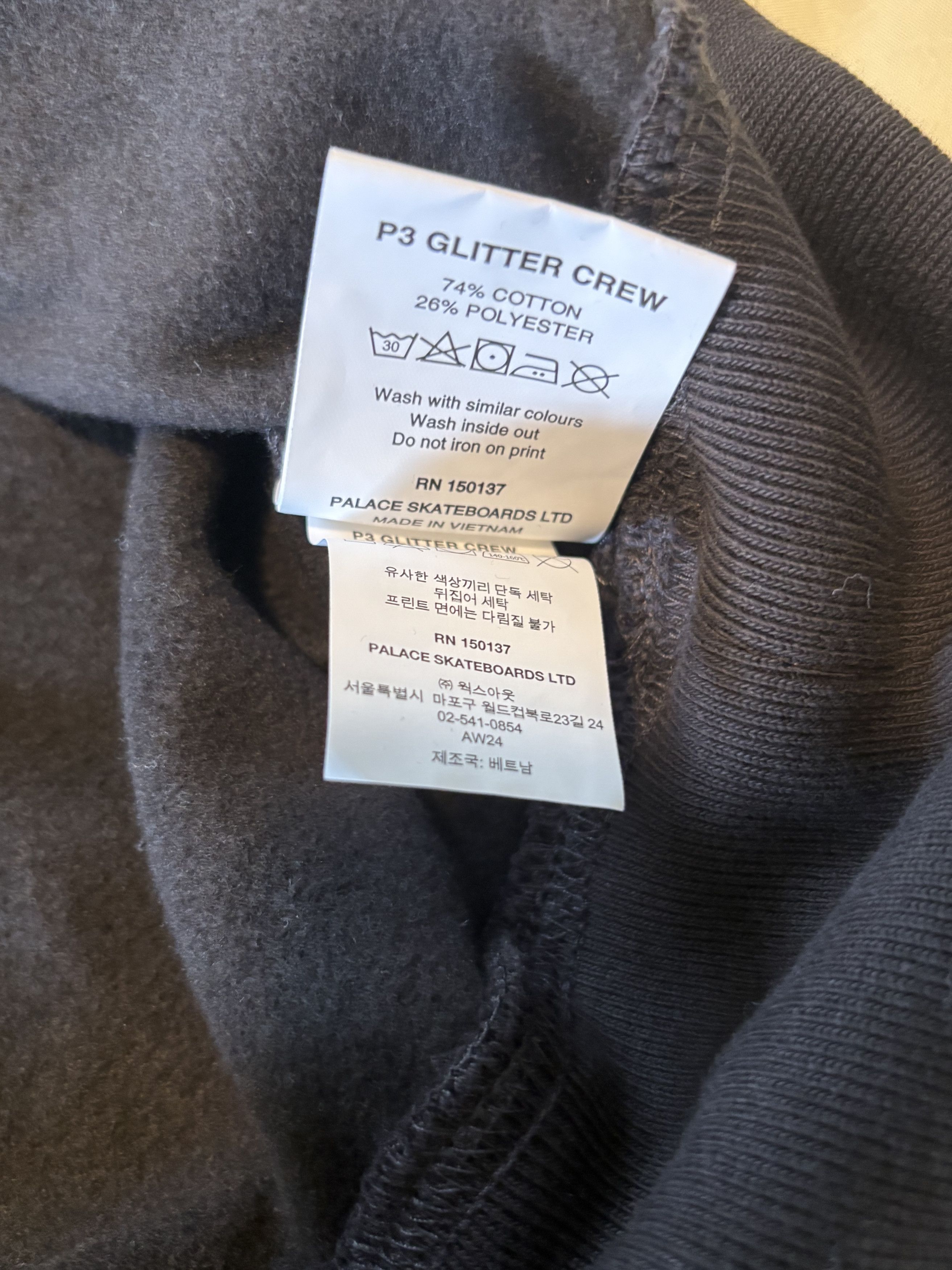 Palace P3 glitter crew Size US L / EU 52-54 / 3 - 4 Thumbnail