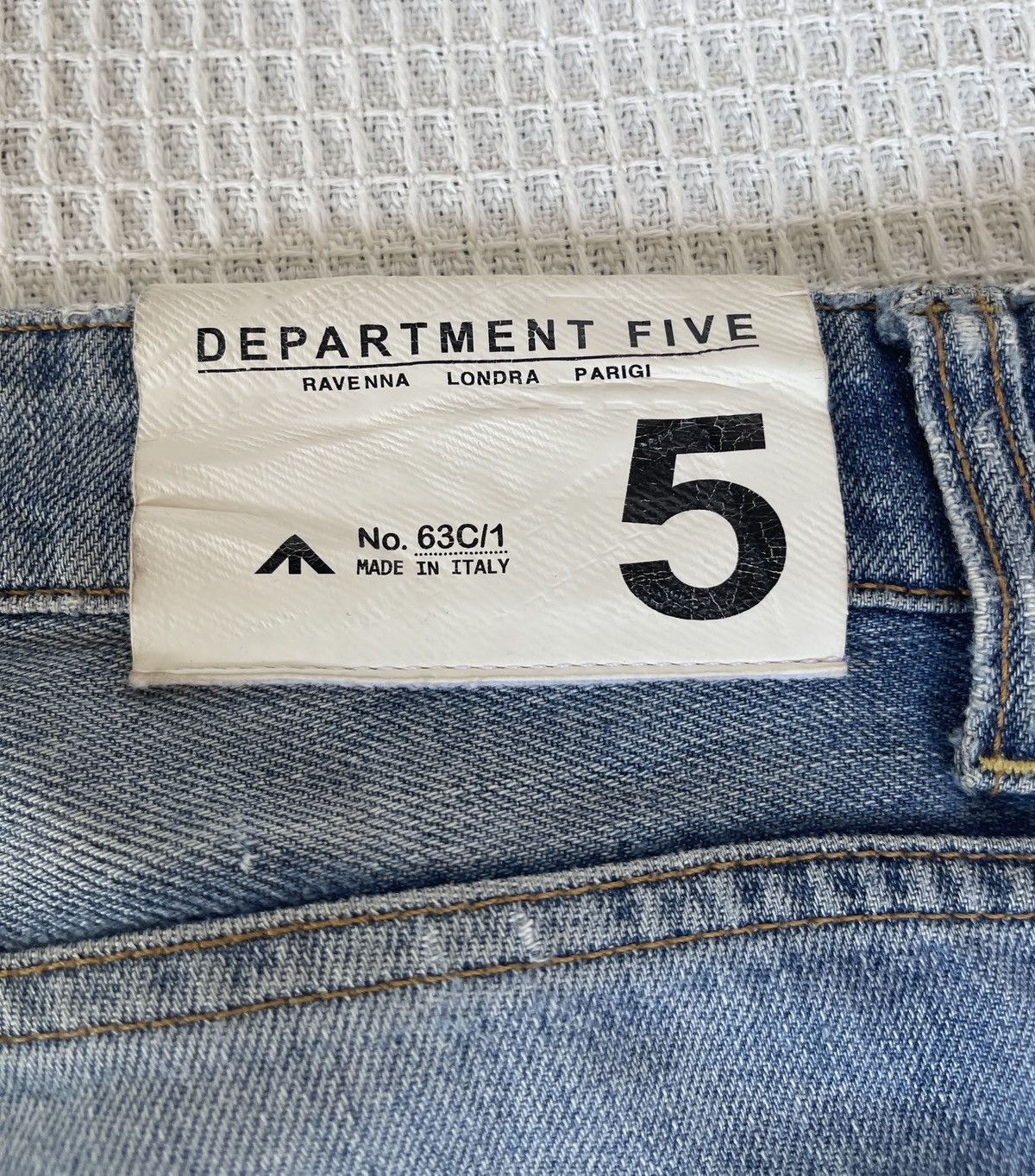 DEPARTMENT5 Thrashed🔥DEPARTMENT 5🔥Scab Distressed Light Wash Denim Size US 34 / EU 50 - 11 Thumbnail