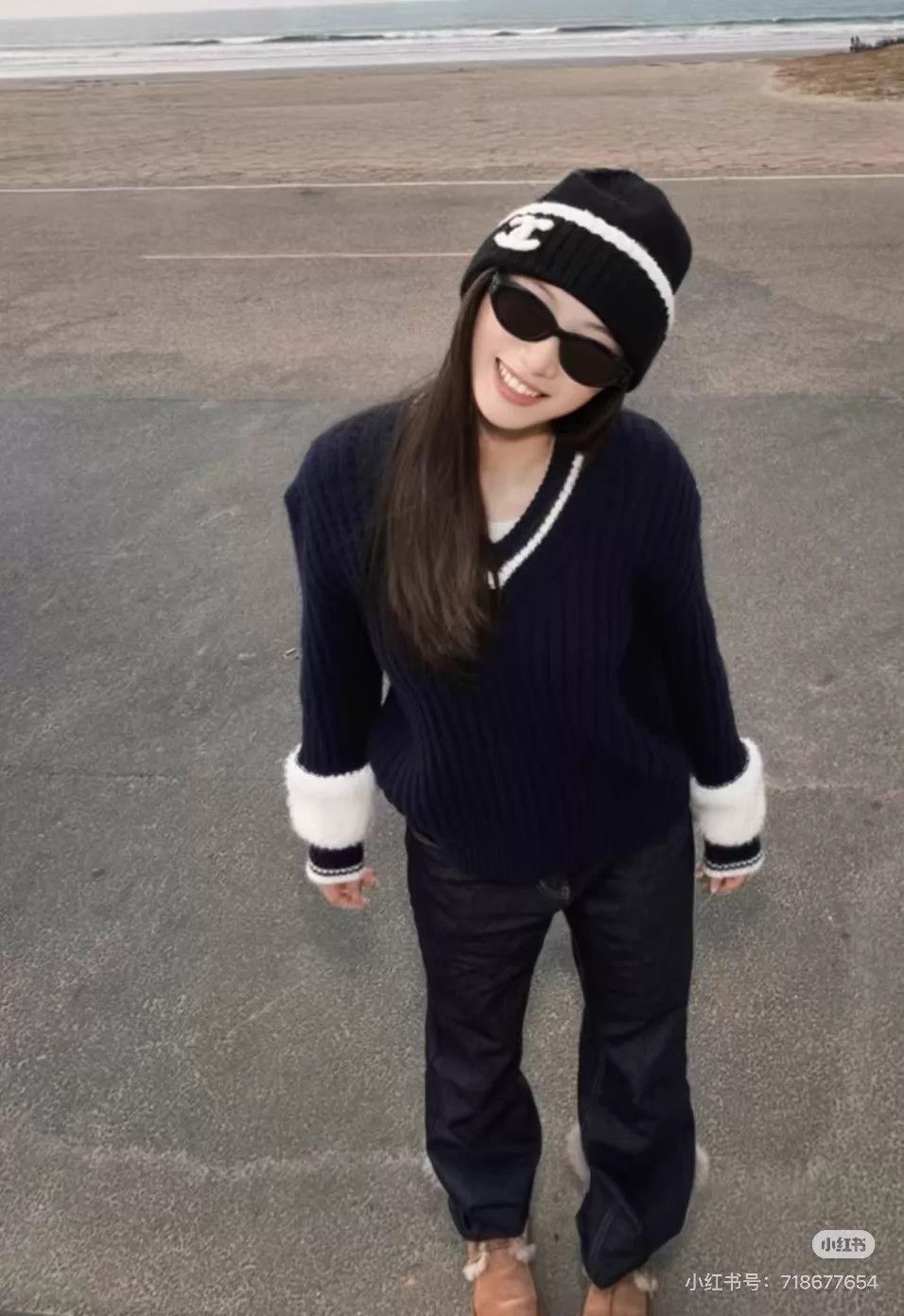 Chanel Chanel 25N Black White Ski Pullover Knit 36 98 New Size XS / US 0-2 / IT 36-38 - 9 Thumbnail