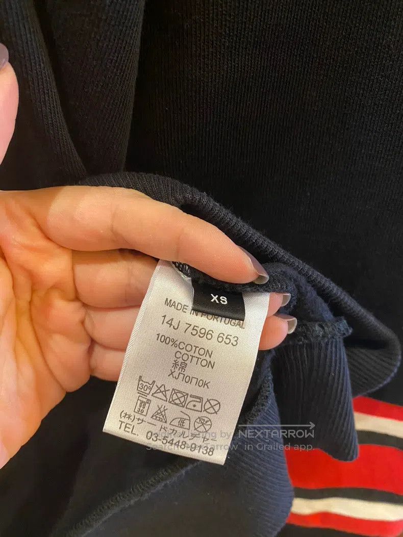 Givenchy Givenchy Red Star Hoodie OS Version Size XS worn 2 times Size US XS / EU 42 / 0 - 4 Thumbnail