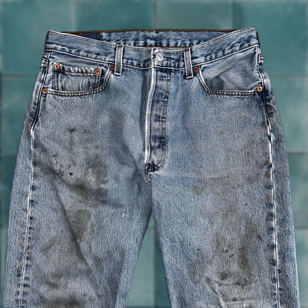 Levi's Levi's 501 Jeans Straight Levi's 501 Vintage Y2K 90s Light Blue Wash 33x30 Regular Men Jeans Size US 33 - 1 Thumbnail