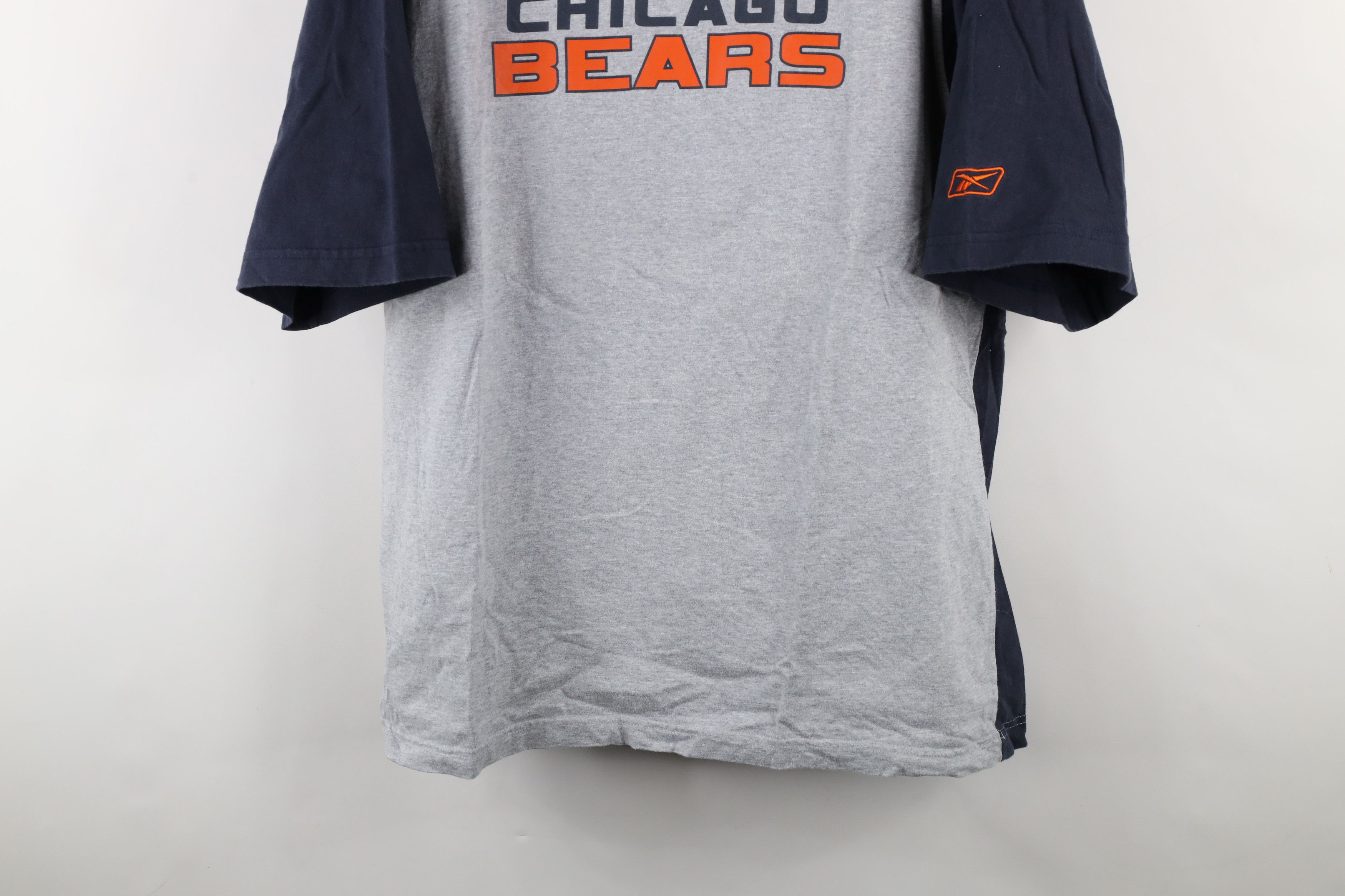Reebok × Vintage Vintage Reebok Spell Out Chicago Bears Football T-Shirt Gray Size US L / EU 52-54 / 3 - 3 Thumbnail
