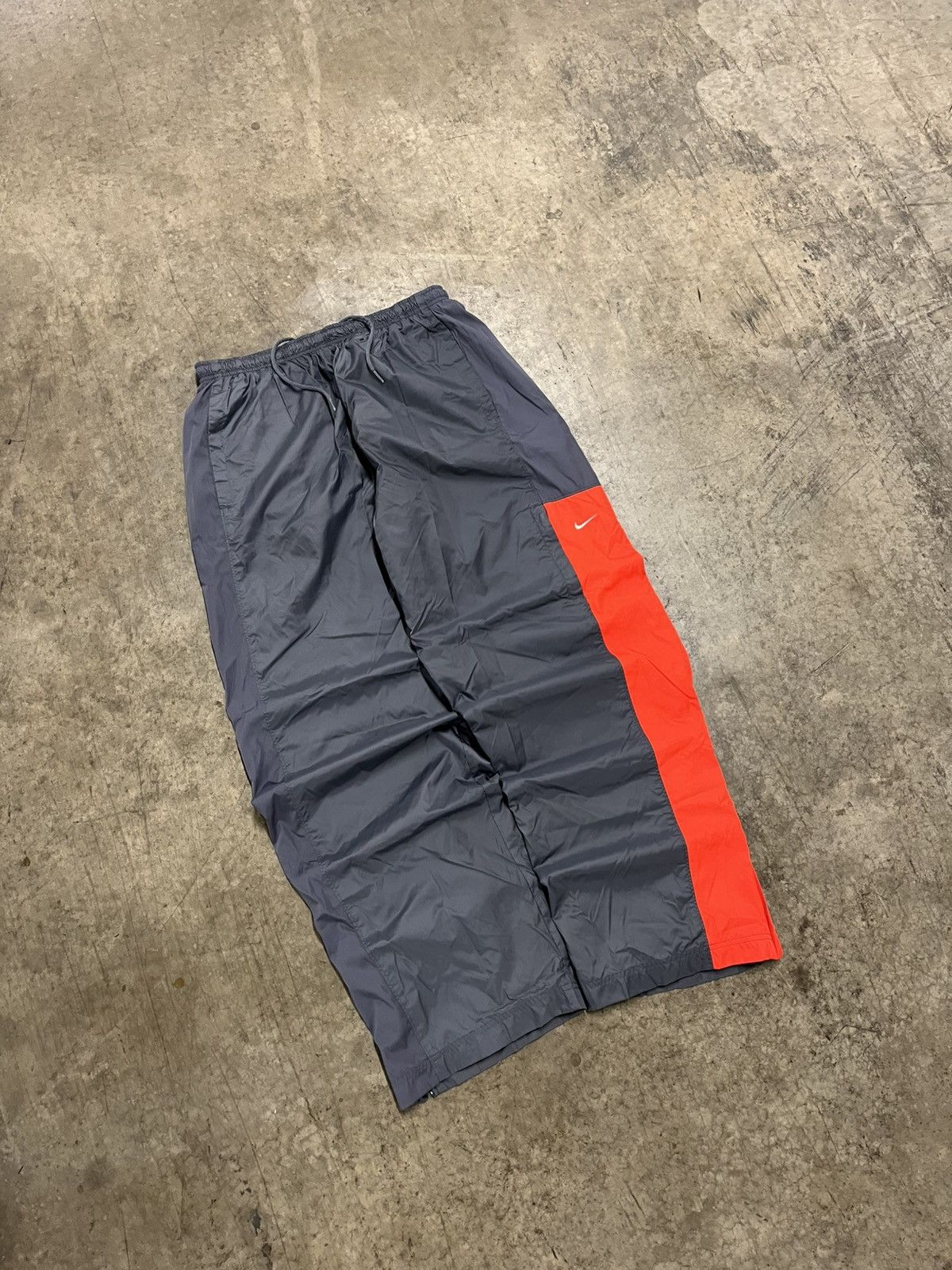 Nike × Vintage Nike track pants y2k baggy fit hype sporty wide leg skater Size US 32 / EU 48 - 1 Thumbnail