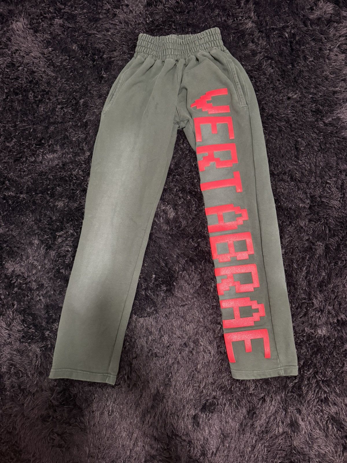 Vertabrae Vertebrae Red Logo Sweatpants Size US 34 / EU 50 - 1 Thumbnail