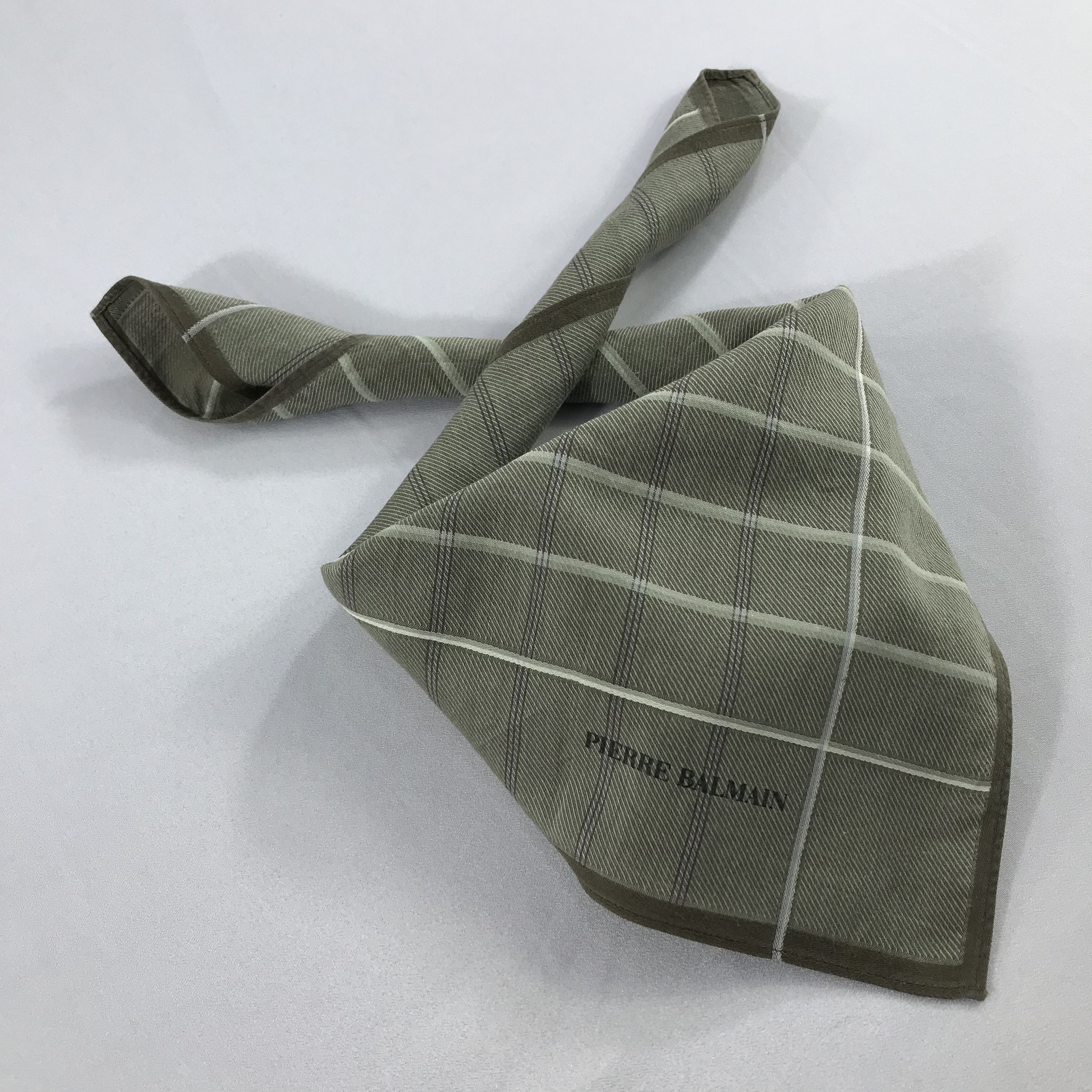 Pierre Balmain × Vintage Pierre Balmain Bandana / Handkerchief / Neckerchief - S2418 Size ONE SIZE - 4 Thumbnail