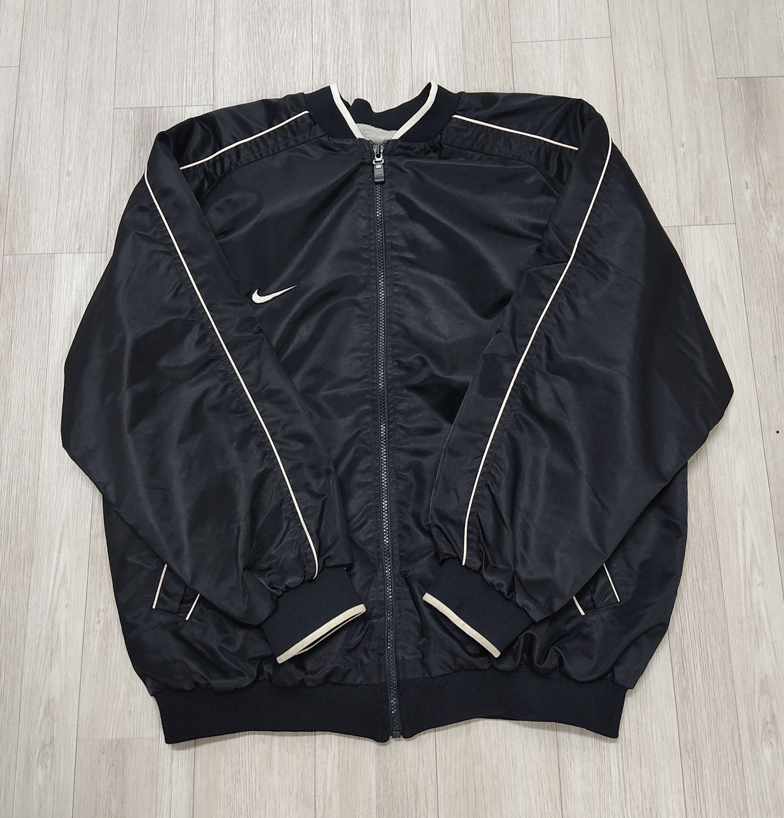Nike Vintage 90s NIKE Swoosh Drill Nylon Windbreaker Jacket Size US XL / EU 56 / 4 - 6 Thumbnail
