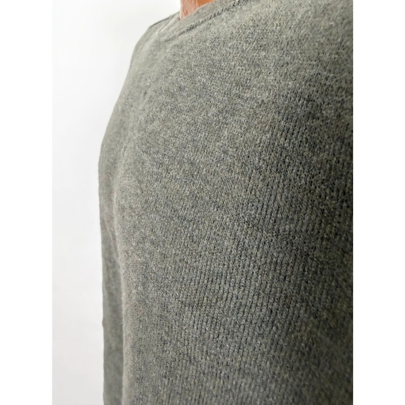 Banana Republic VINTAGE Banana Republic Men M Medium Gray Cotton Heavyweight Crew Neck Knit T-Shirt 90s Y2K Minimal Hipster Preppy Solid Shirt Size US M / EU 48-50 / 2 - 6 Thumbnail