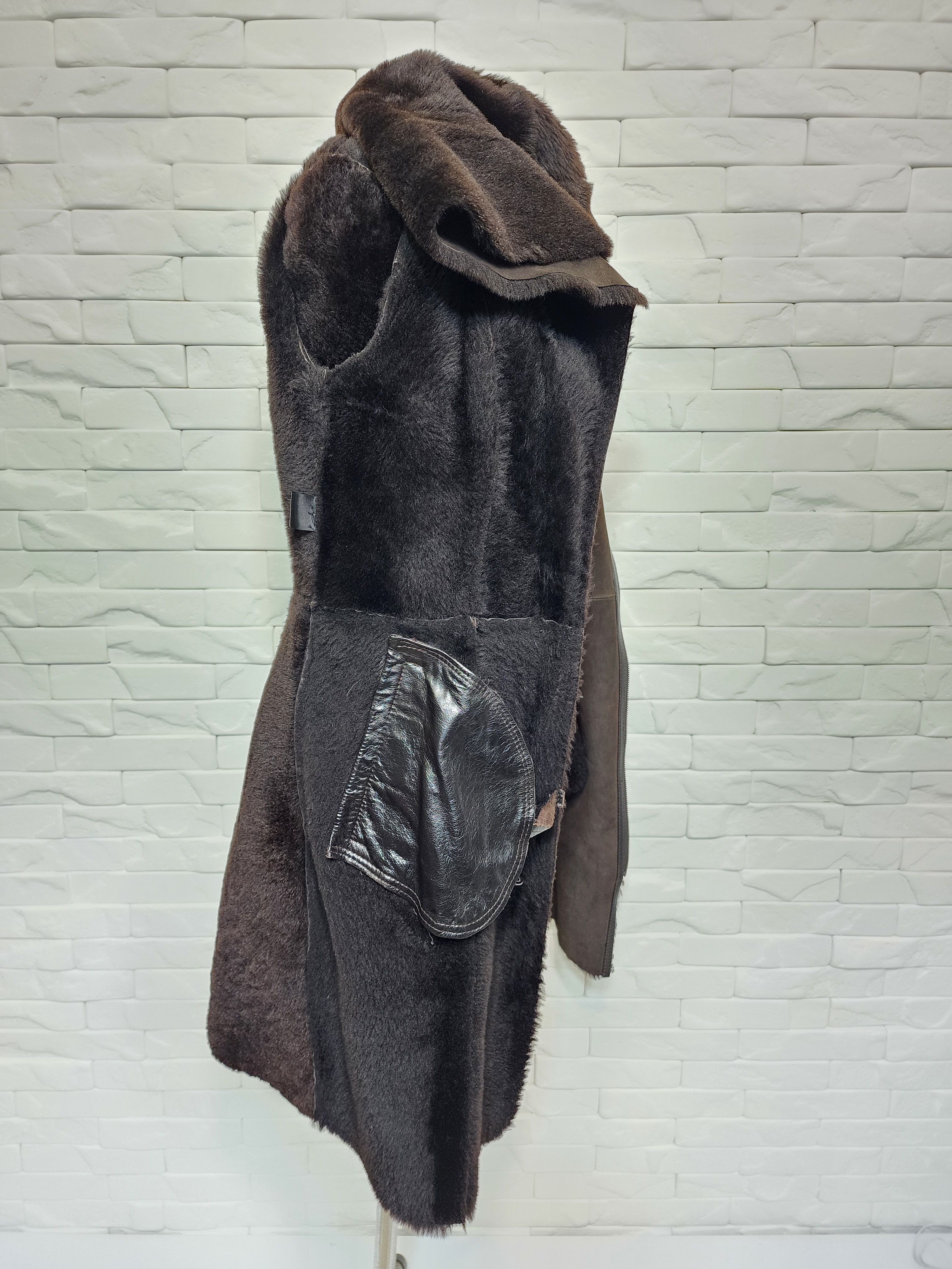 Genuine Leather Brown Sheepskin Coat: Genuine Fur Hood, Metal Zipper. Size S / US 4 / IT 40 - 11 Thumbnail