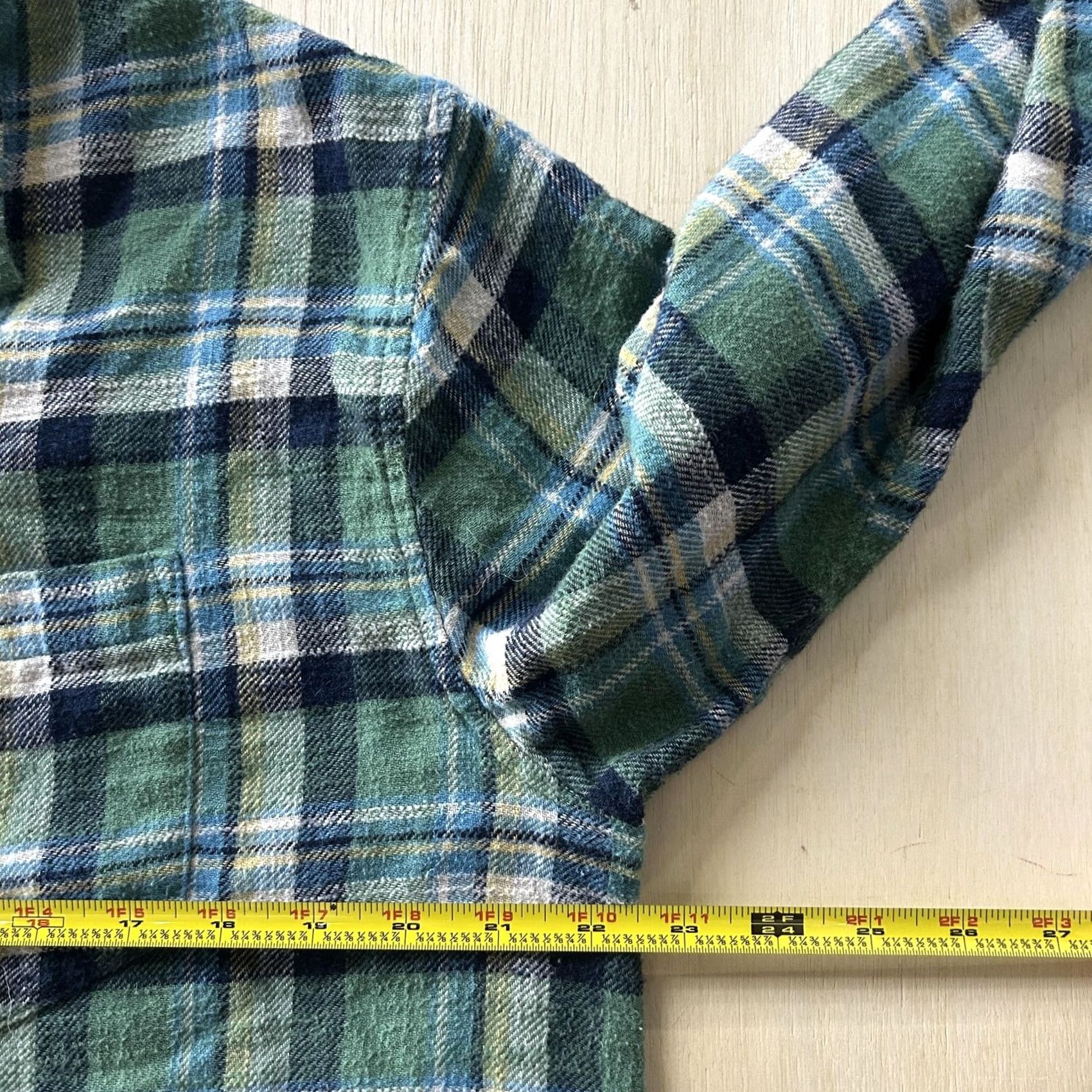 Vintage American Eagle Shirt Mens Medium Green Plaid Long Sleeve Button Up Flannel Size US M / EU 48-50 / 2 - 3 Thumbnail