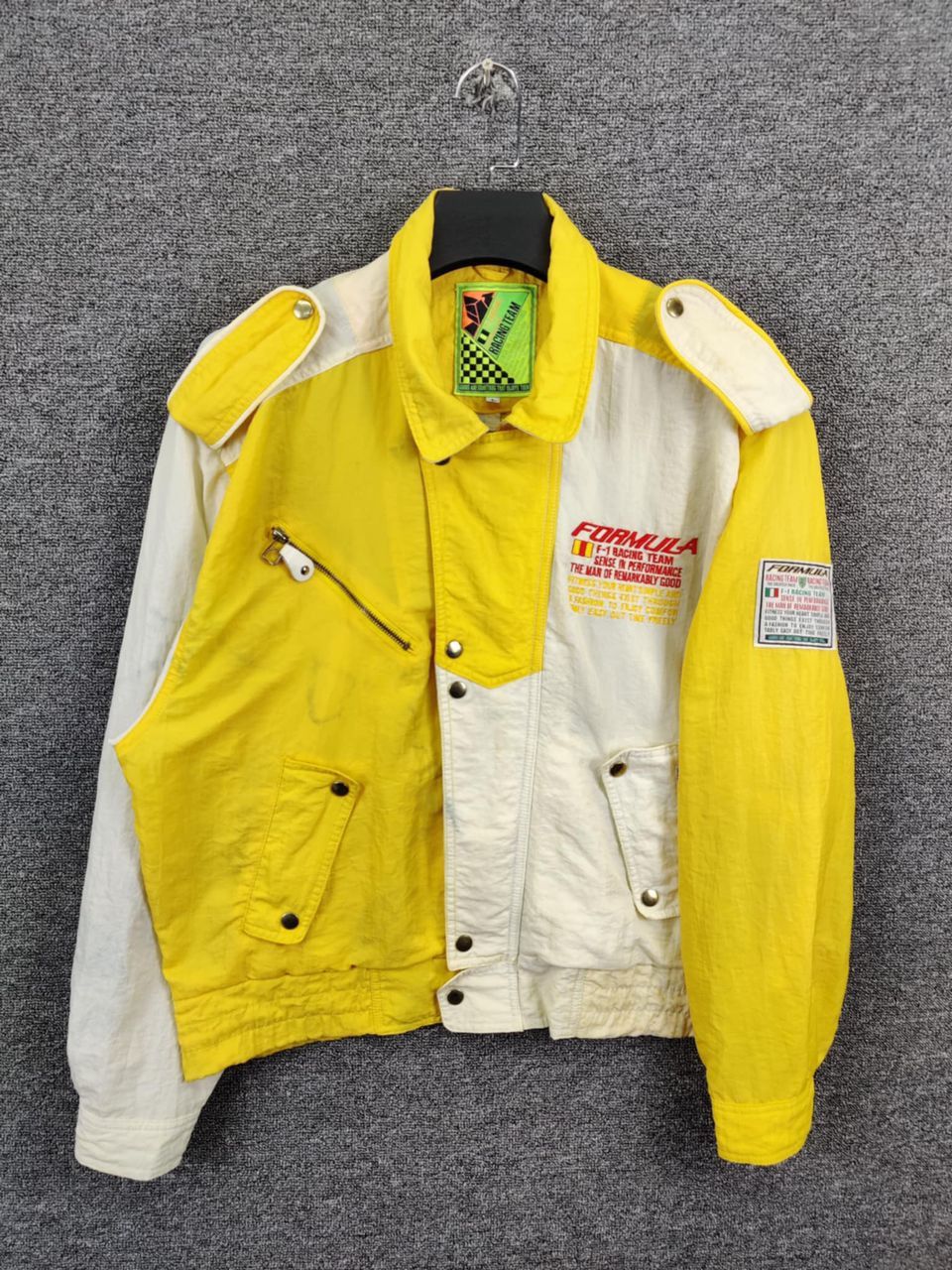 Formula 1 Vintage Formula F-1 Racing Team Bomber Jacket Size US L / EU 52-54 / 3 - 1 Thumbnail