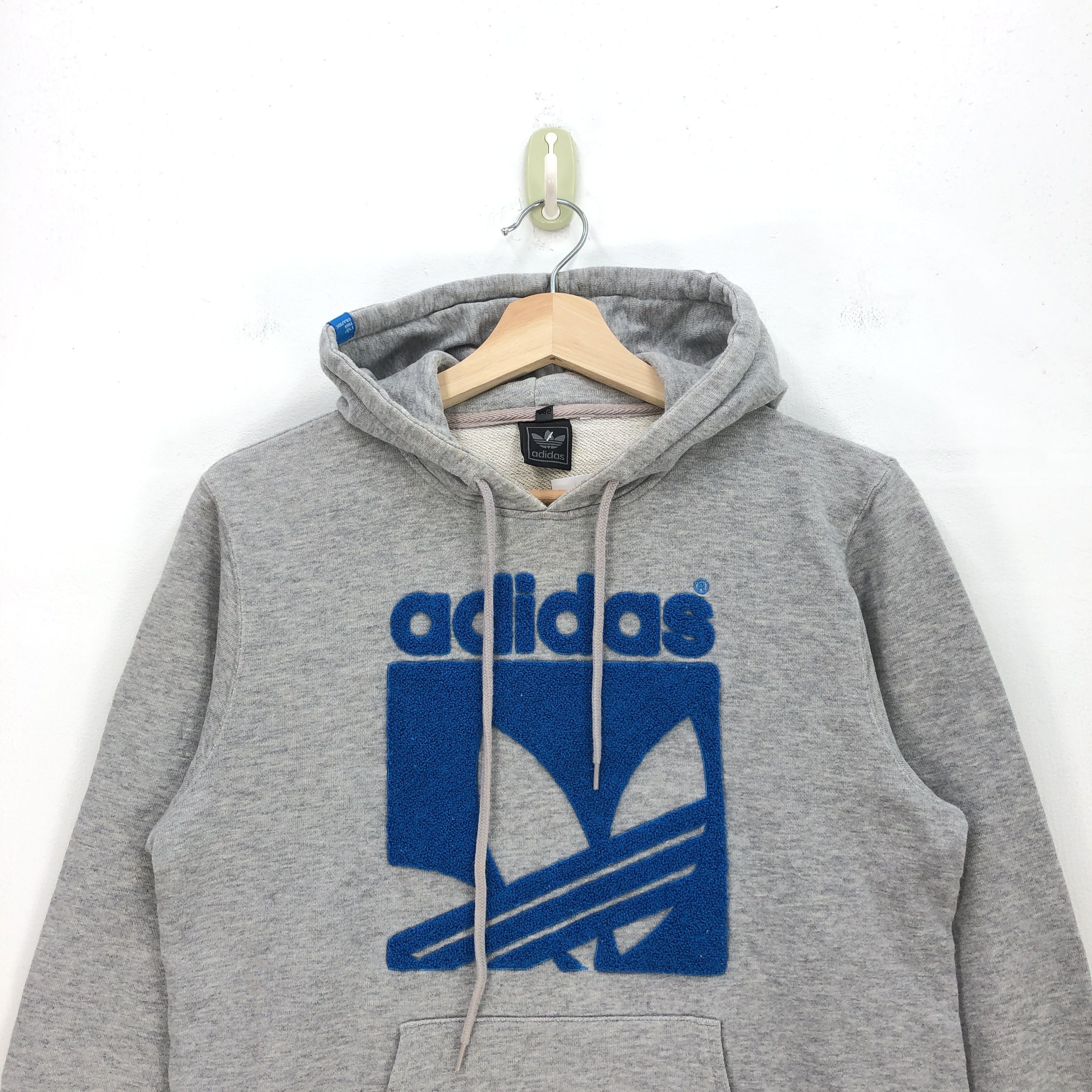 Adidas Vintage Adidas Sweater Hoodie Adidas Hooded Sweatshirt Size US S / EU 44-46 / 1 - 3 Thumbnail