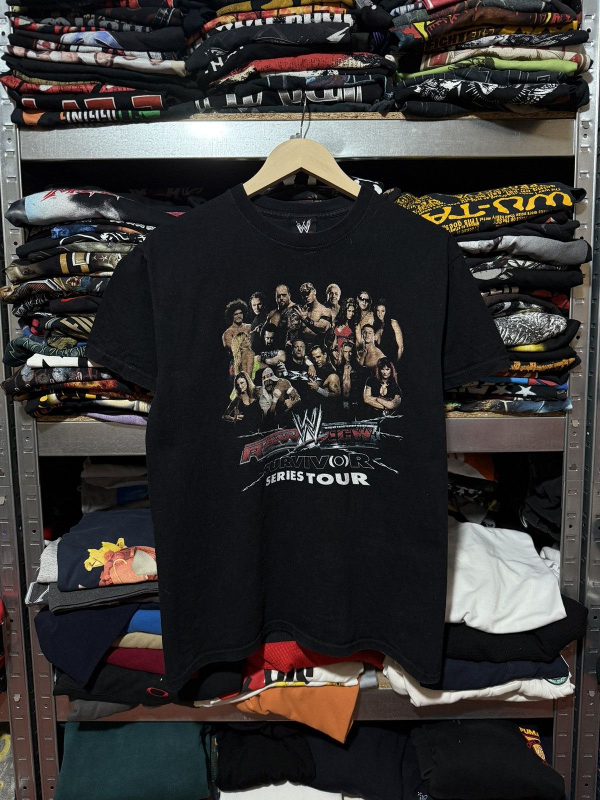 WWE Vintage WWE Raw Survivor Tour 2005 WWF Wrestling T-Shirt Y2K Size US S / EU 44-46 / 1 - 1 Thumbnail
