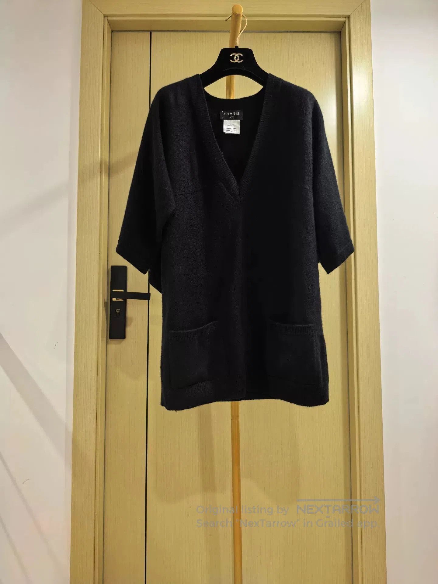 Chanel Chanel Black Cashmere Knit Poncho Sweater. Size S / US 4 / IT 40 - 1 Thumbnail
