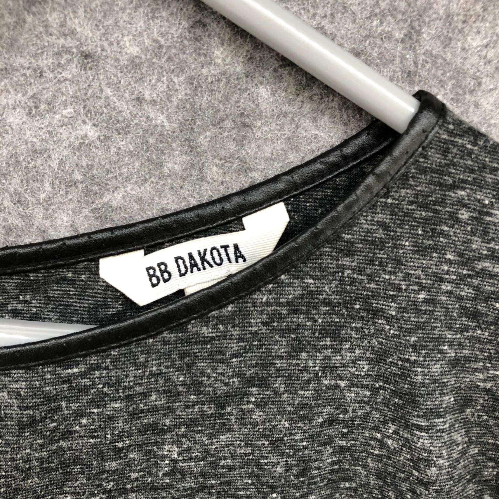 BB Dakota BB Dakota Long Sleeve Charcoal Gray Top Womens Crewneck Basic M Shirt Size M / US 6-8 / IT 42-44 - 6 Thumbnail