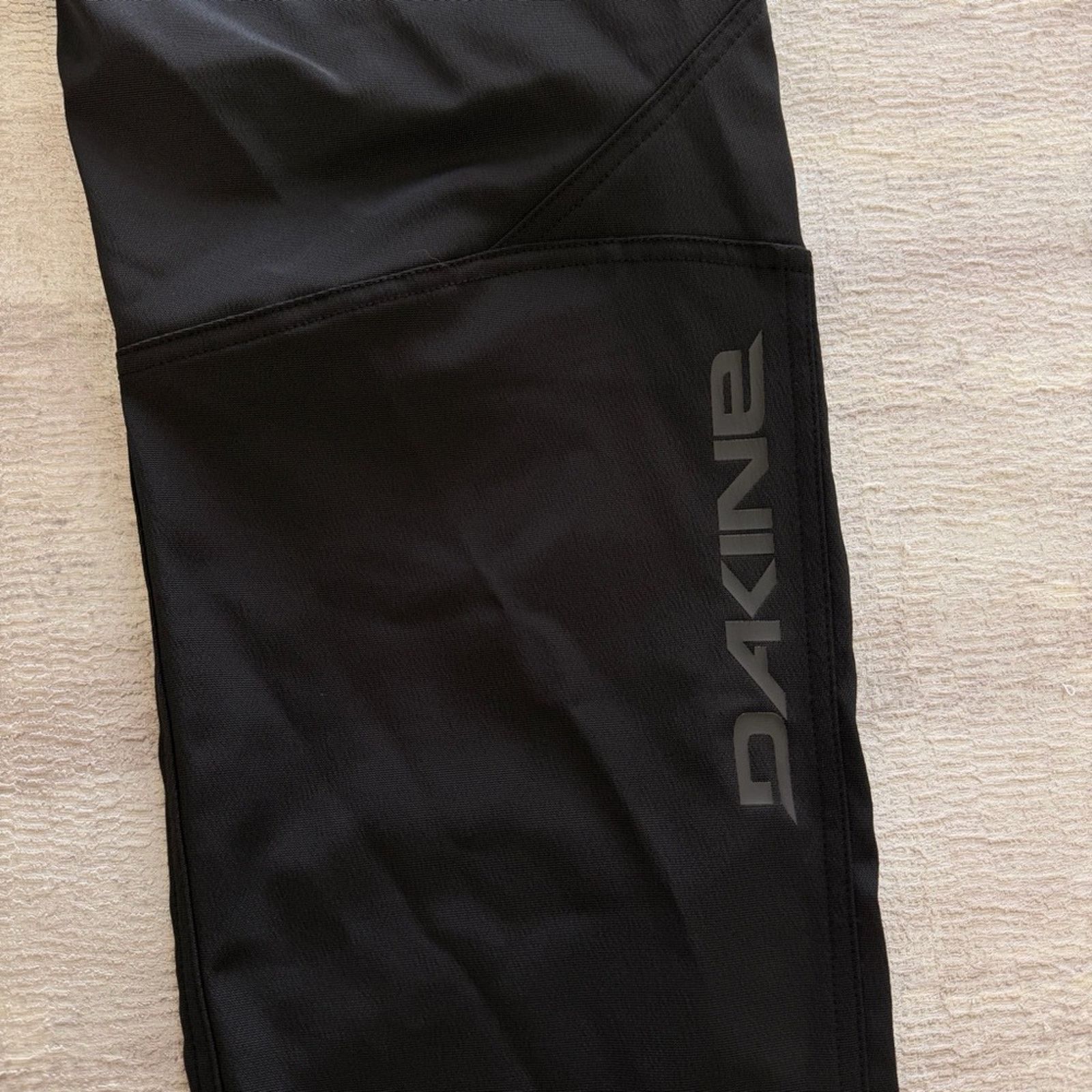 Dakine NWT! Dakine Women Black Thrillium Pants, Size S Size 25" / US 0 / IT 36 - 15 Thumbnail