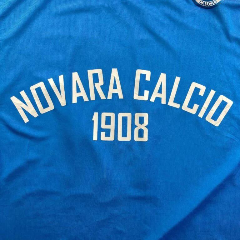 Joma Novara Calcio „play off 2012-13” Joma #12 football jersey S Size US S / EU 44-46 / 1 - 5 Thumbnail