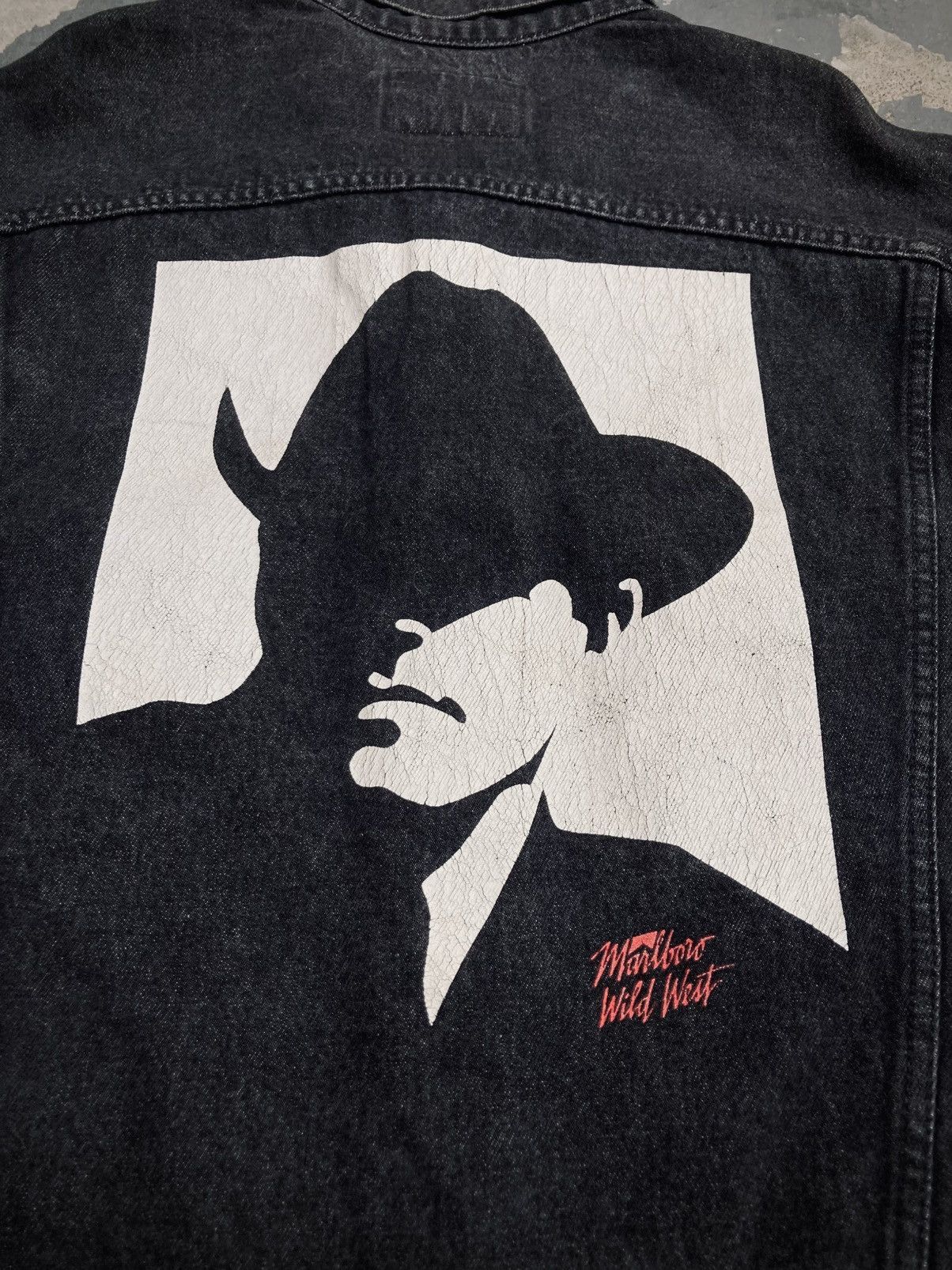 Marlboro Vintage Marlboro Man Denim Trucker Jacket Size US XL / EU 56 / 4 - 15 Thumbnail