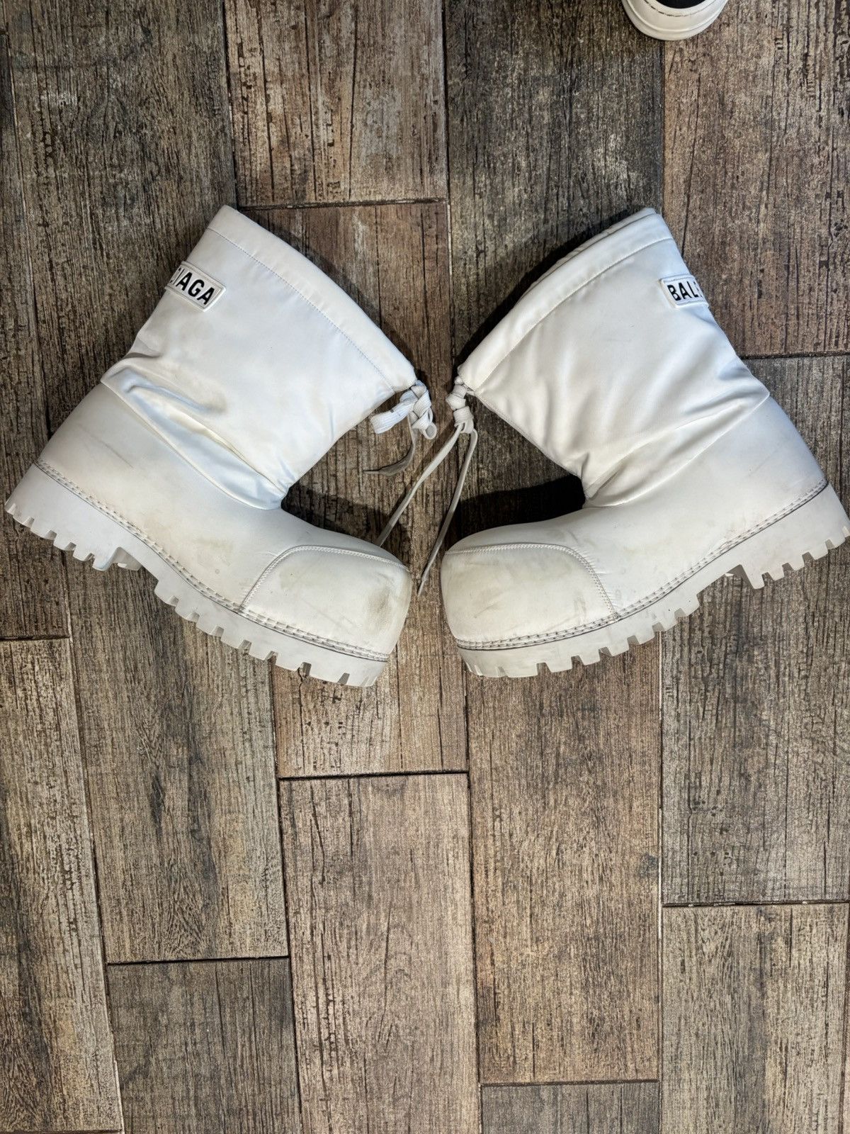 Balenciaga White Alaska Jumbo Boots Size US 9 / EU 42 - 3 Thumbnail