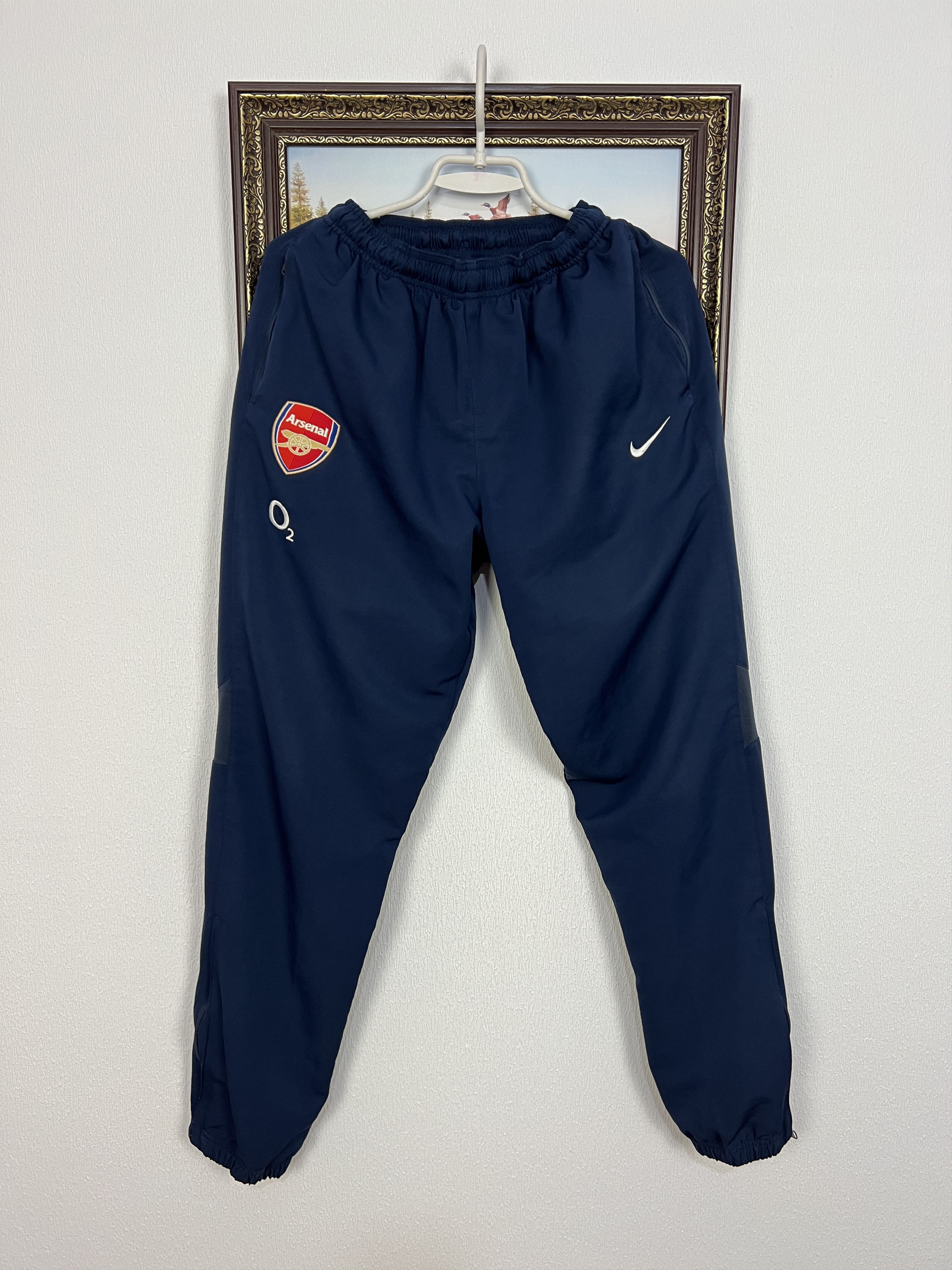 Nike Arsenal o2 Football Pants Soccer Highbury Sweatpants Hype Size US 32 / EU 48 - 1 Thumbnail