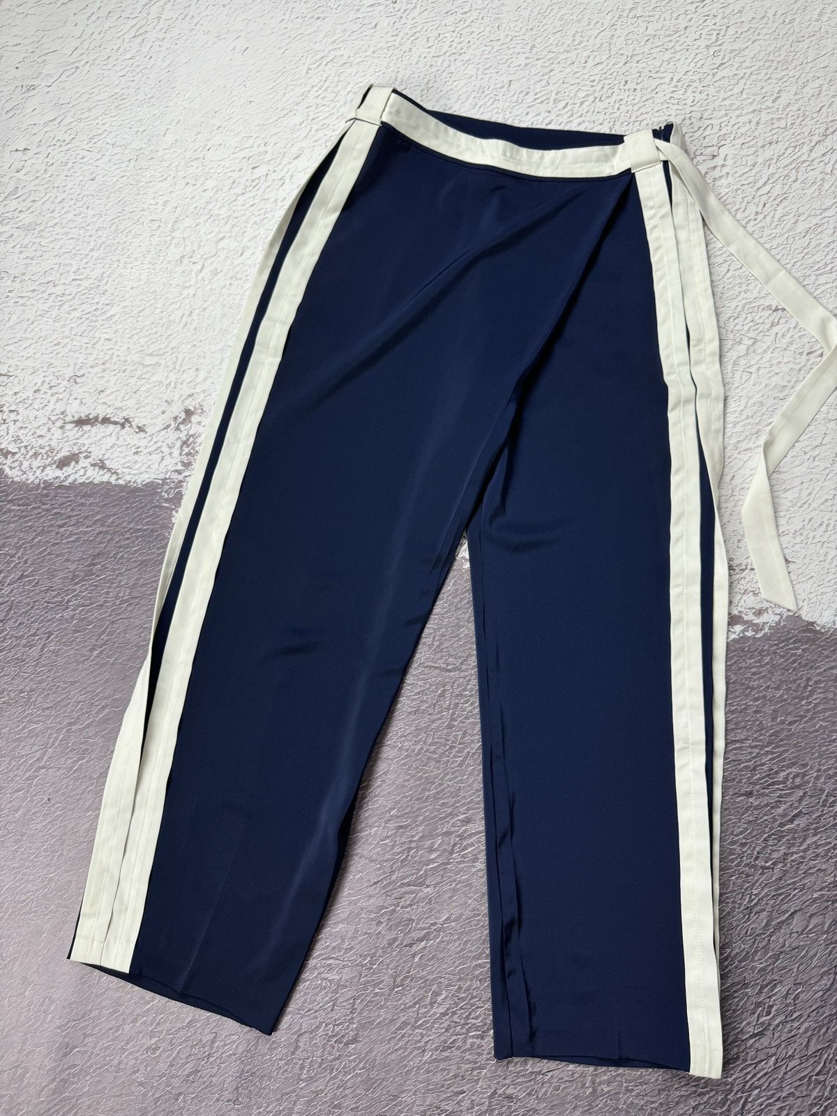 Dion Lee DION LEE Trouser Womens Mulberry Silk Navy Blue England Size 30" / US 8 / IT 44 - 1 Thumbnail