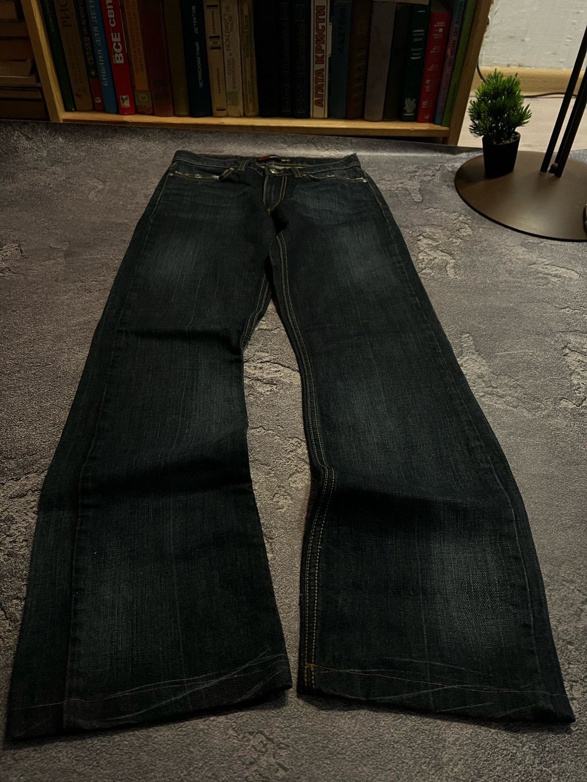 Vintage Japanese Grunge Heavyweight — Distressed Archive Slim Jeans Size US 32 / EU 48 - 1 Thumbnail