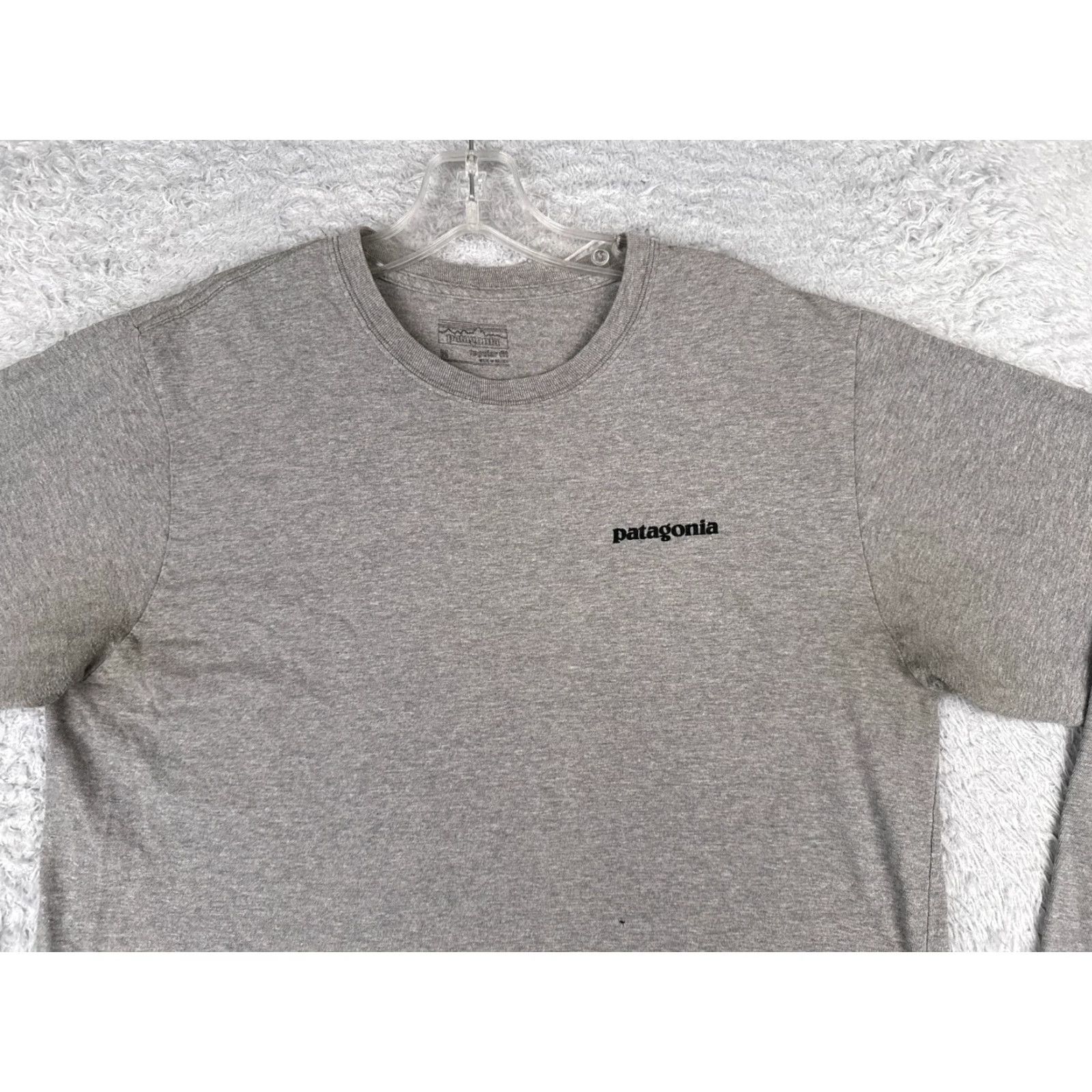 Patagonia Patagonia Shirt Men M Gray Long Sleeve Cotton Logo P-6 Fitz Roy Logo All Seasons Breathable 90s? Size US M / EU 48-50 / 2 - 4 Thumbnail